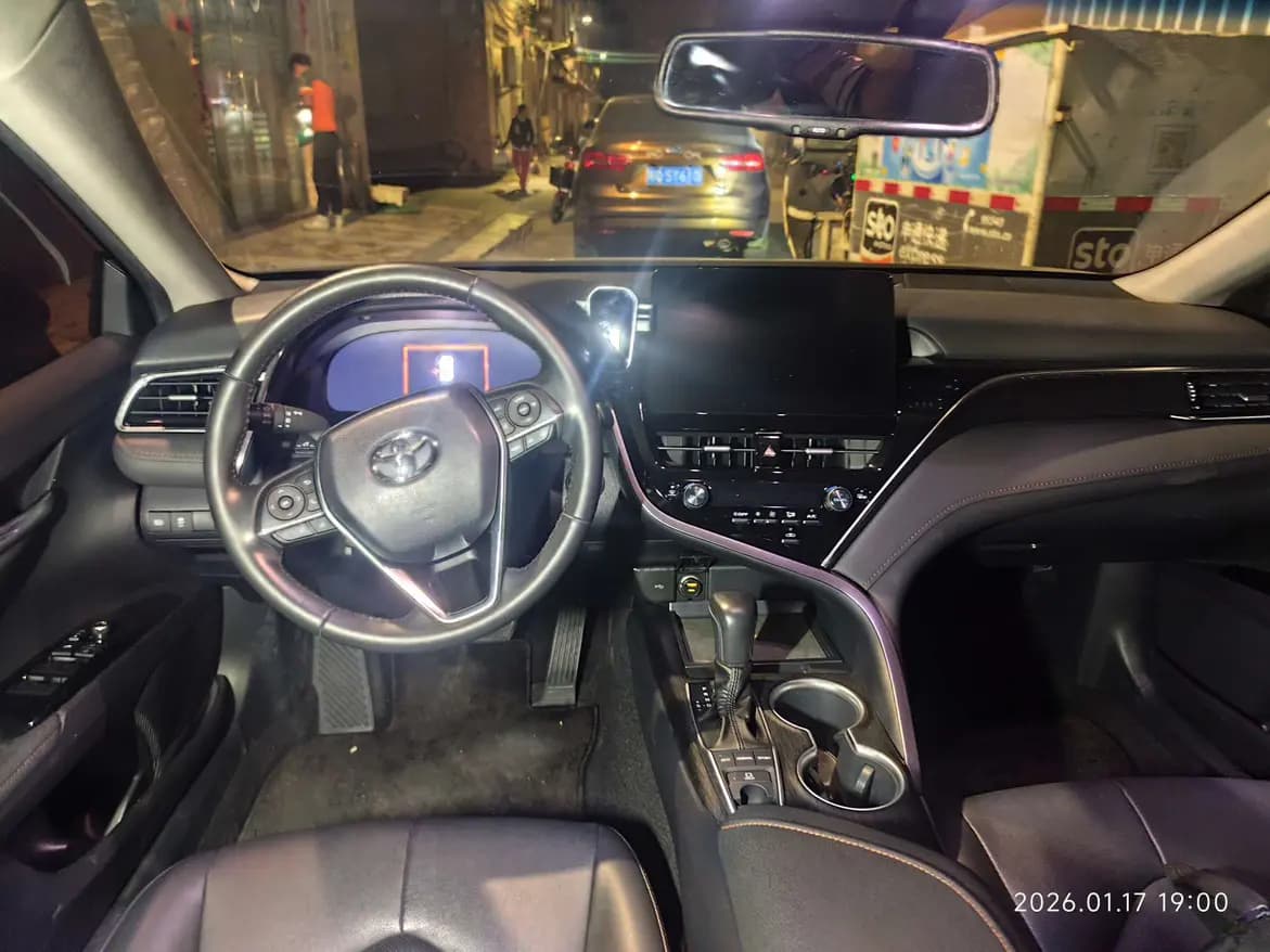 Toyota Camry 2024 г. 27400 км. — фото 6