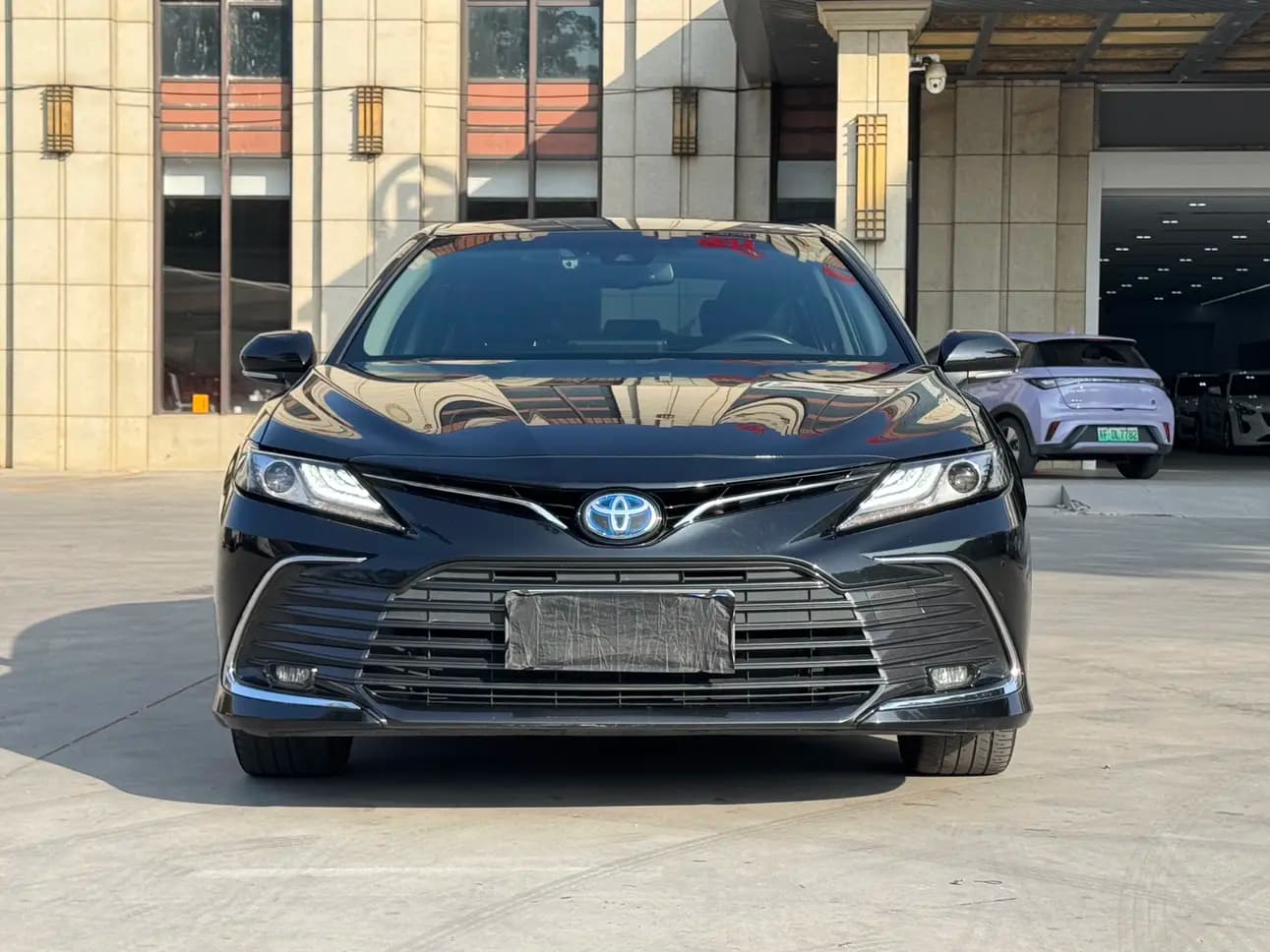 Toyota Camry 2023 г. 48000 км. — фото 2
