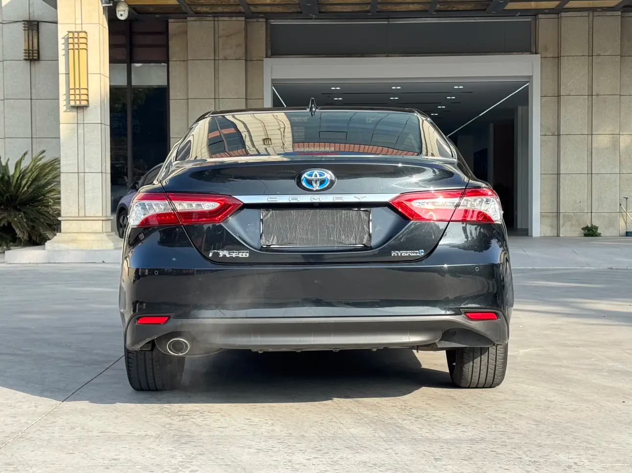 Toyota Camry 2023 г. 48000 км. — фото 5