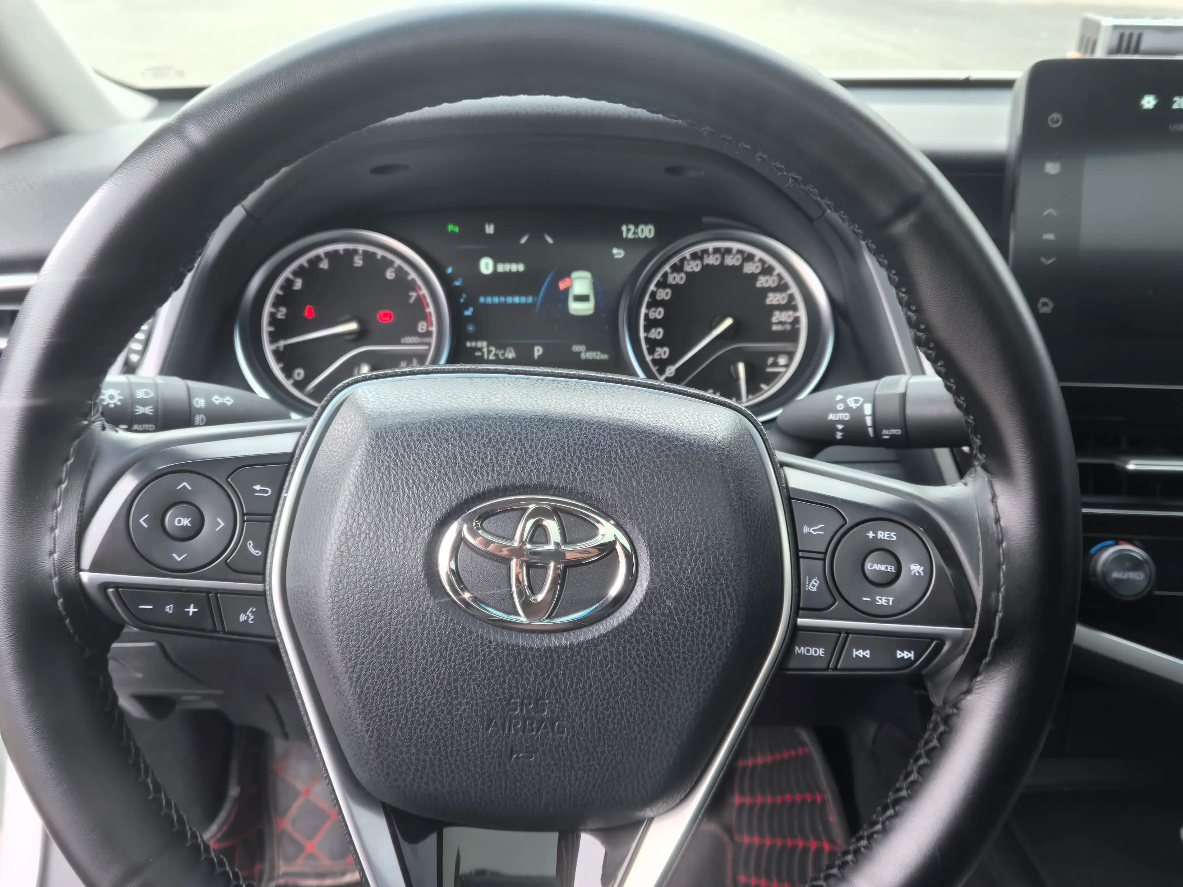 Toyota Camry 2022 г. 61000 км. — фото 11