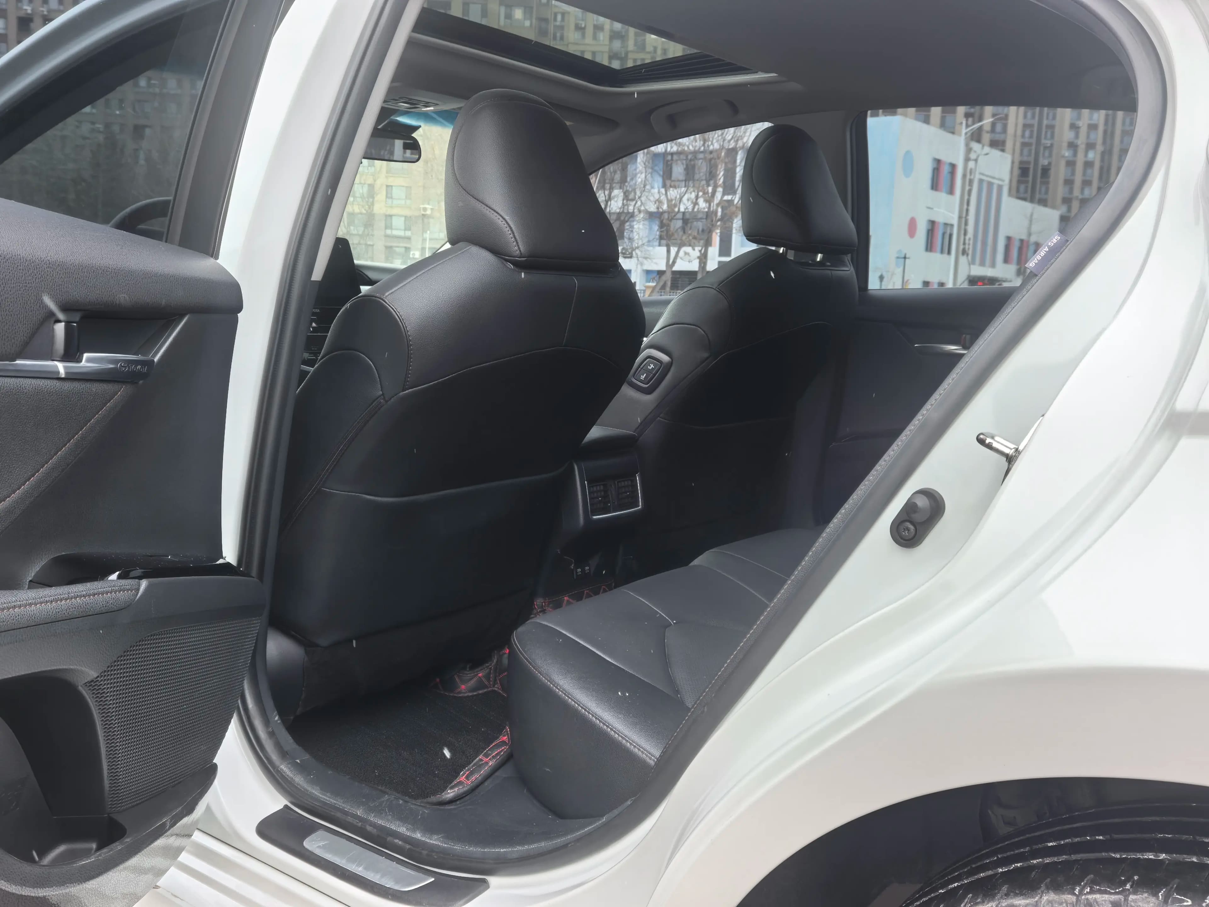 Toyota Camry 2022 г. 61000 км. — фото 13