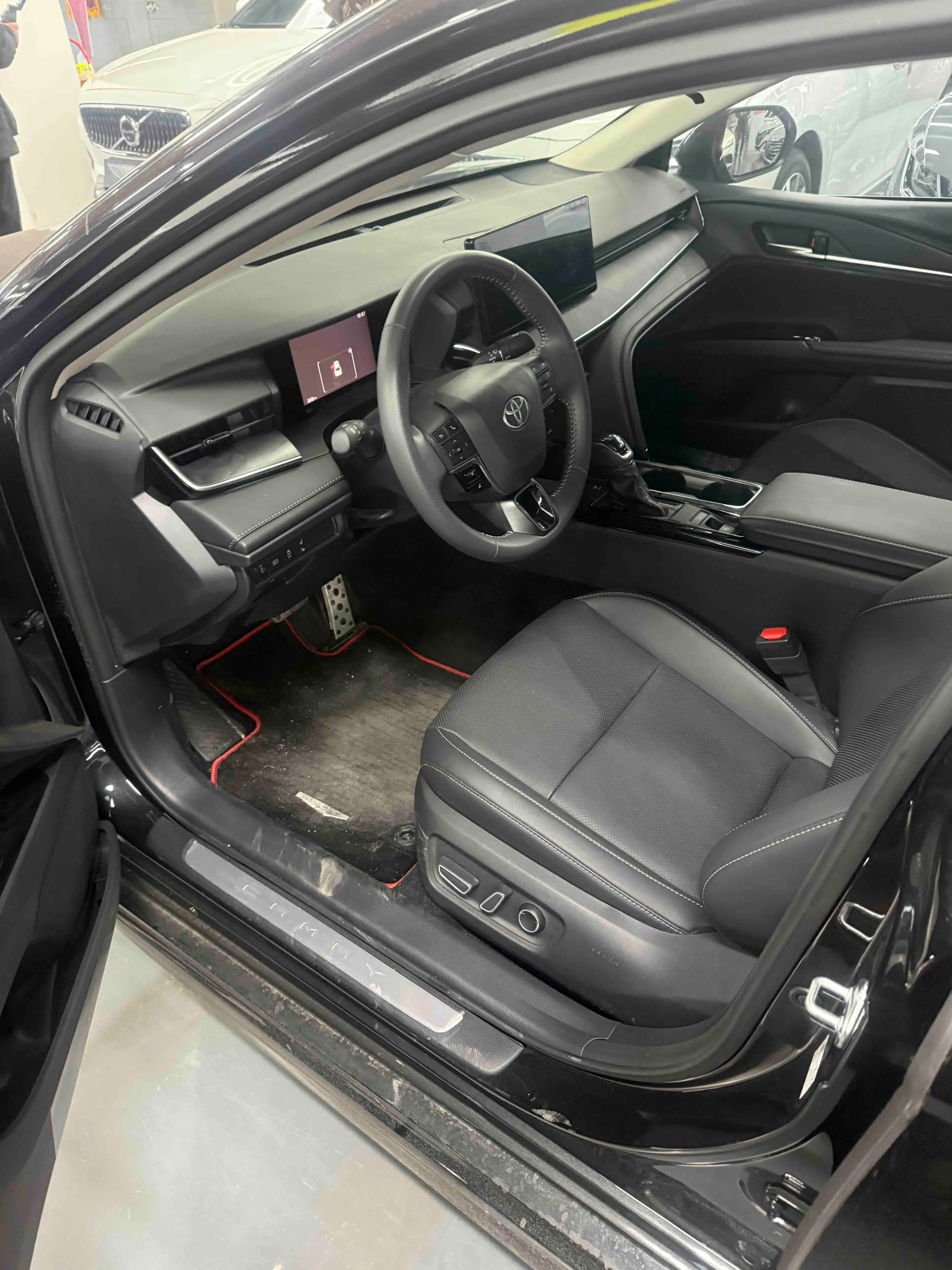Toyota Camry 2025 г. 2000 км. — фото 8