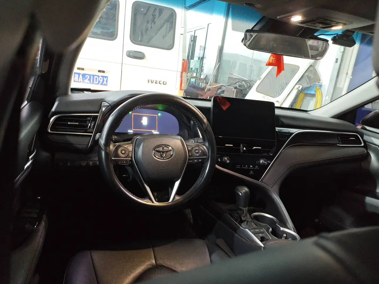 Toyota Camry 2024 г. 30000 км. — фото 6