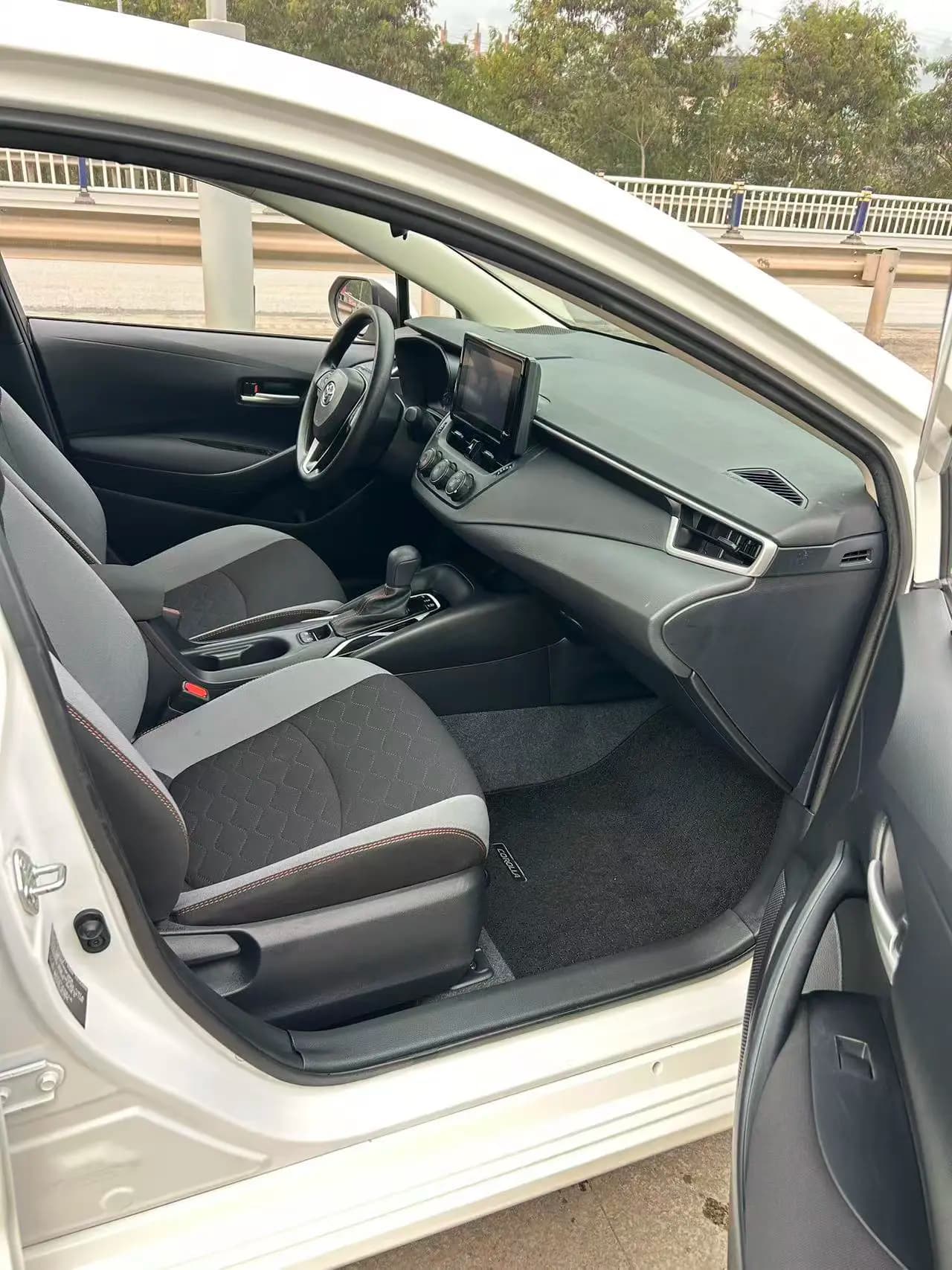 Toyota Corolla 2024 г. 34000 км. — фото 4