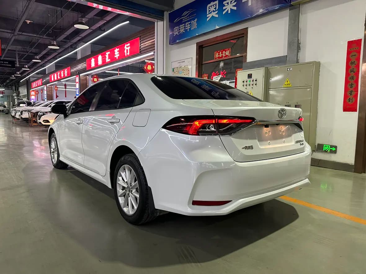 Toyota Corolla 2022 г. 44000 км. — фото 4