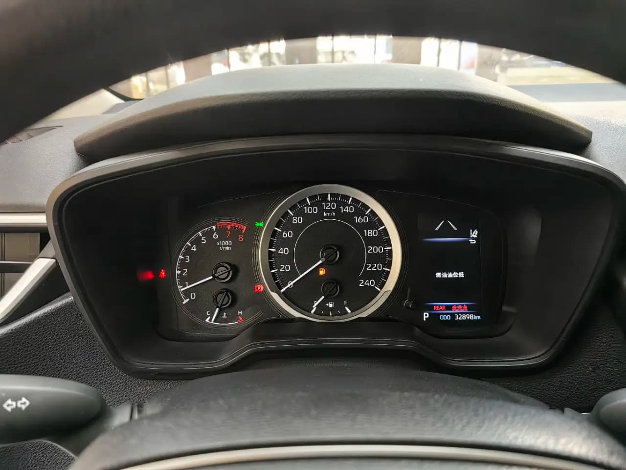Toyota Corolla 2022 г. 32109 км. — фото 9