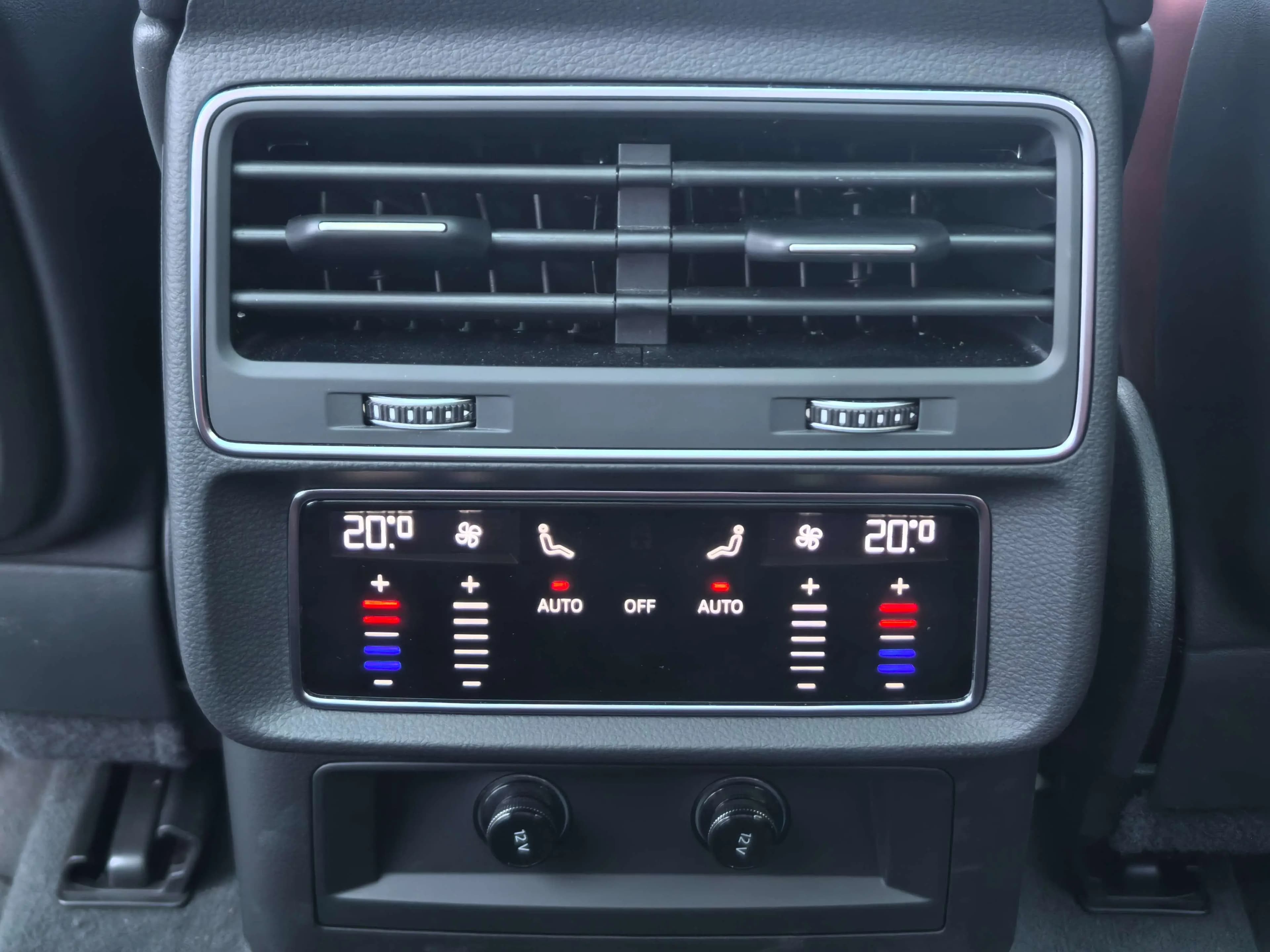 Audi SQ7 2024 г. 4040 км. — фото 9