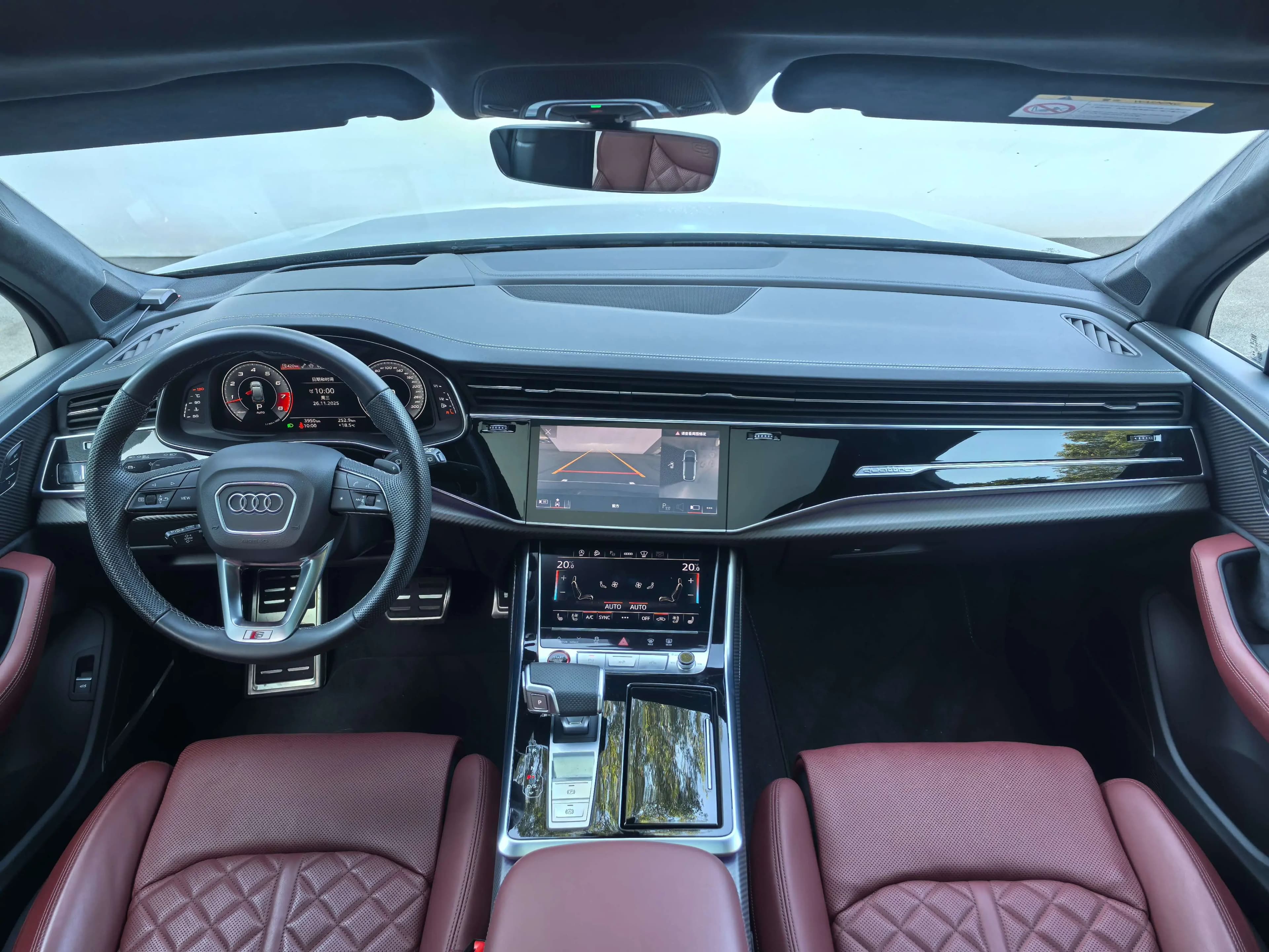 Audi SQ7 2024 г. 4040 км. — фото 10