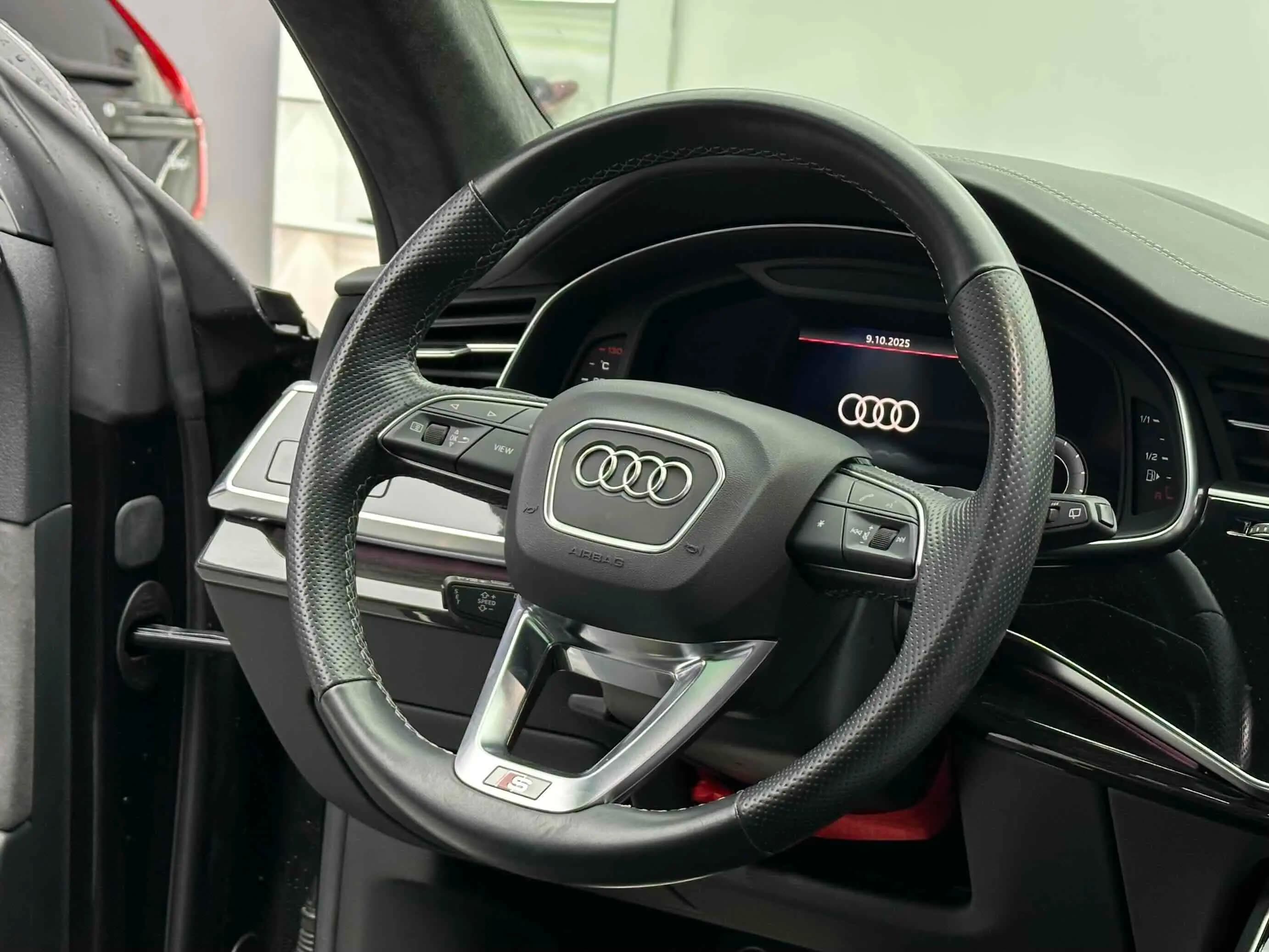 Audi Q8 2023 г. 52338 км. — фото 12