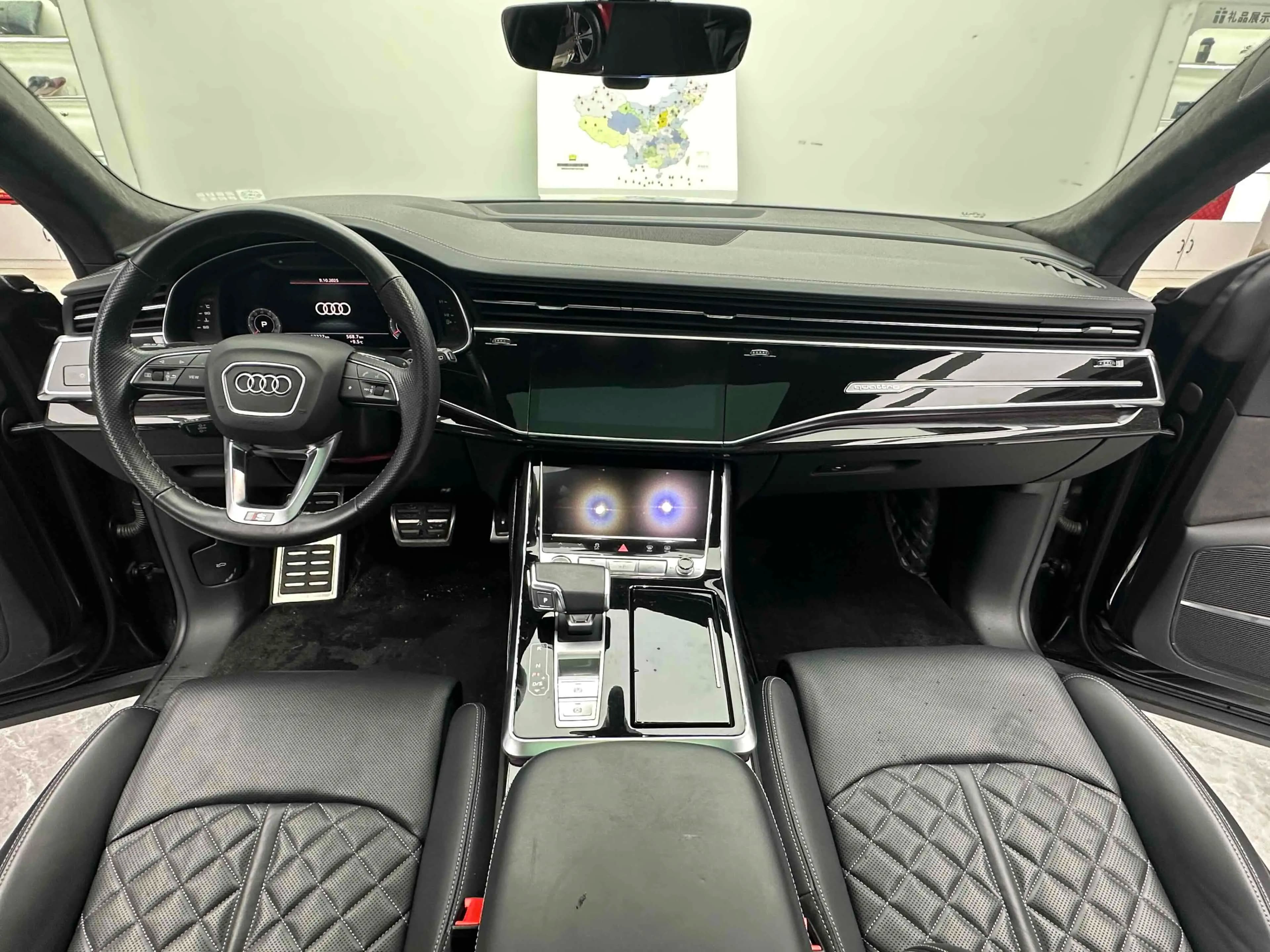 Audi Q8 2023 г. 52338 км. — фото 10