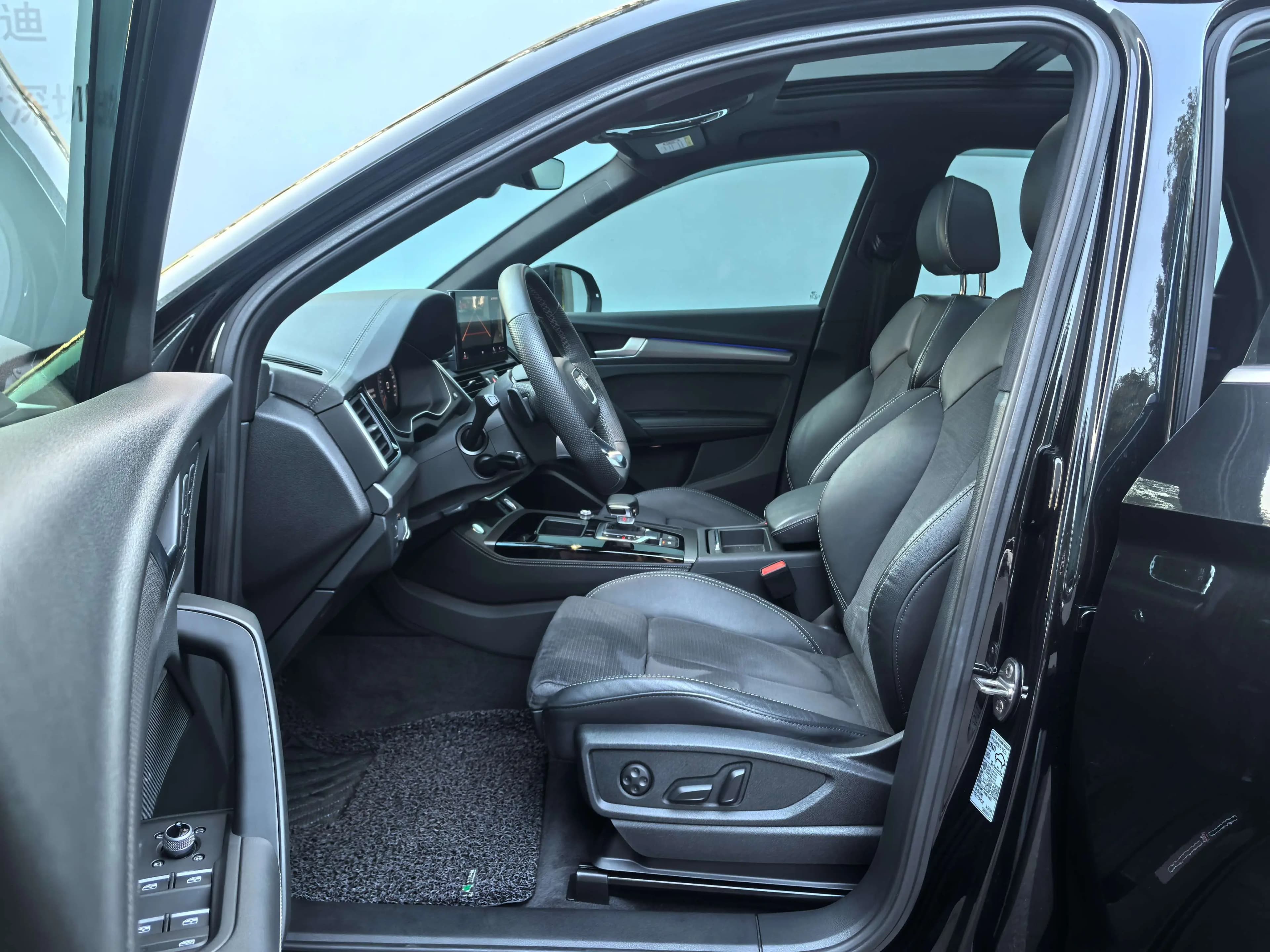 Audi Q5L Sportback 2022 г. 53139 км. — фото 15