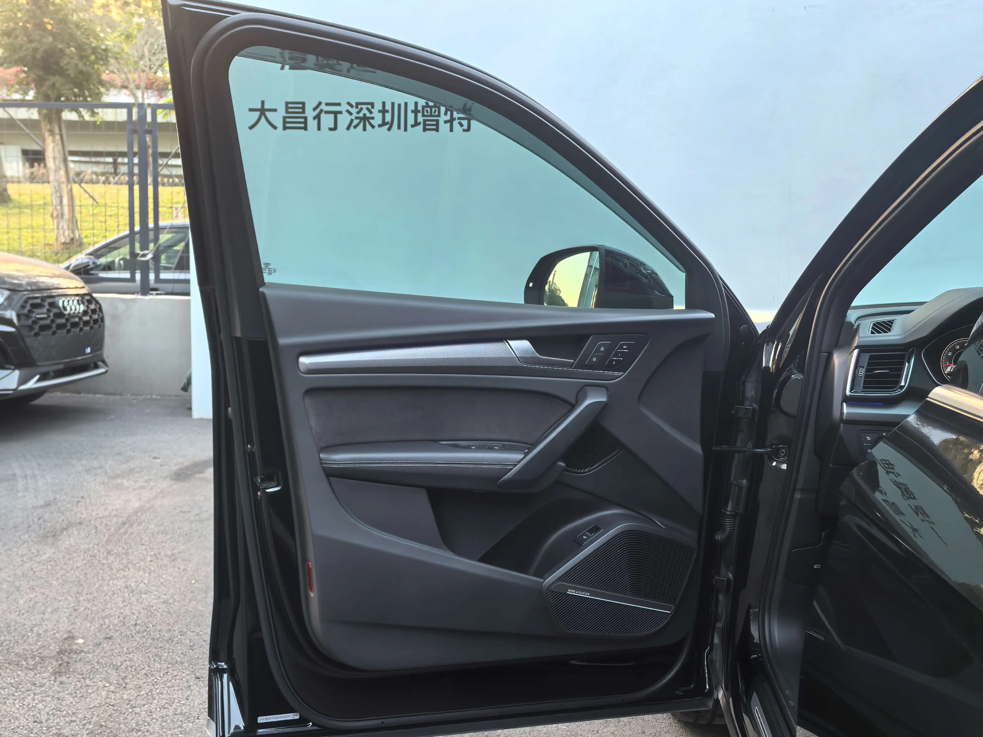 Audi Q5L Sportback 2022 г. 53139 км. — фото 18