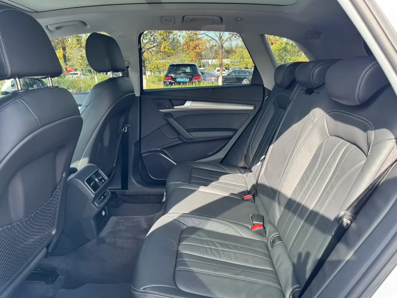 Audi Q5L 2021 г. 91129 км. — фото 13