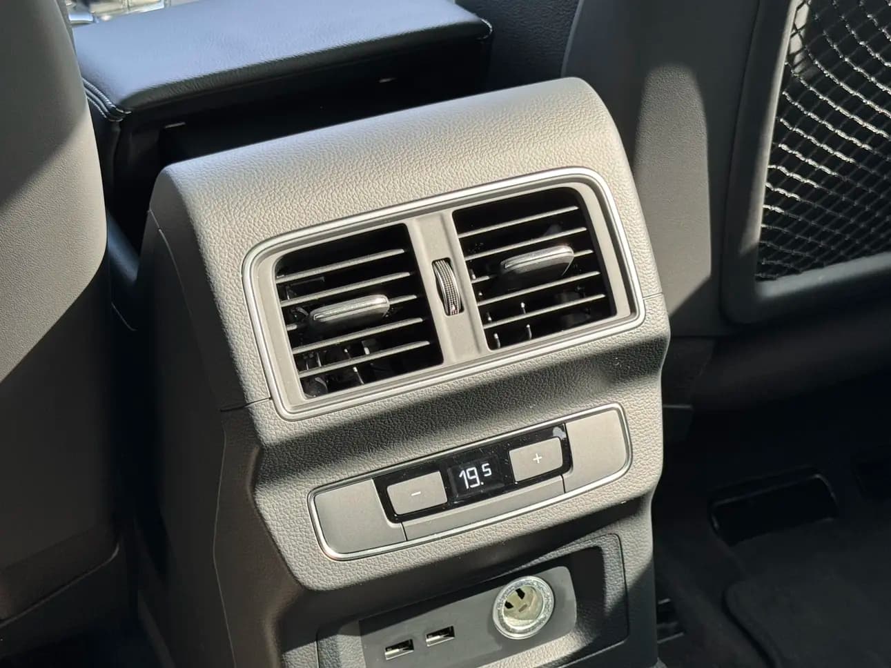 Audi Q5L 2021 г. 91129 км. — фото 6