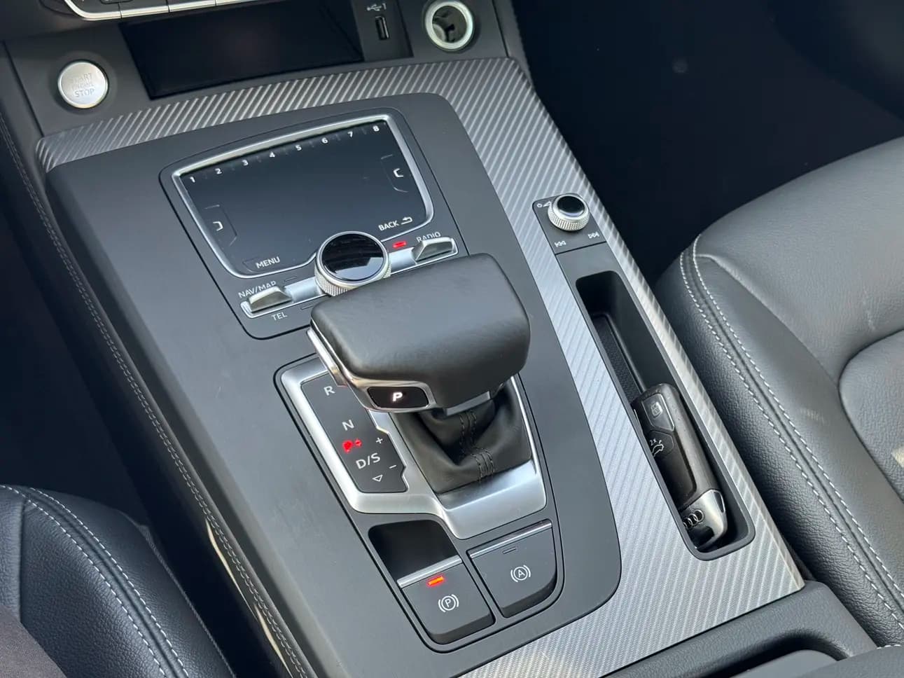 Audi Q5L 2021 г. 91129 км. — фото 10