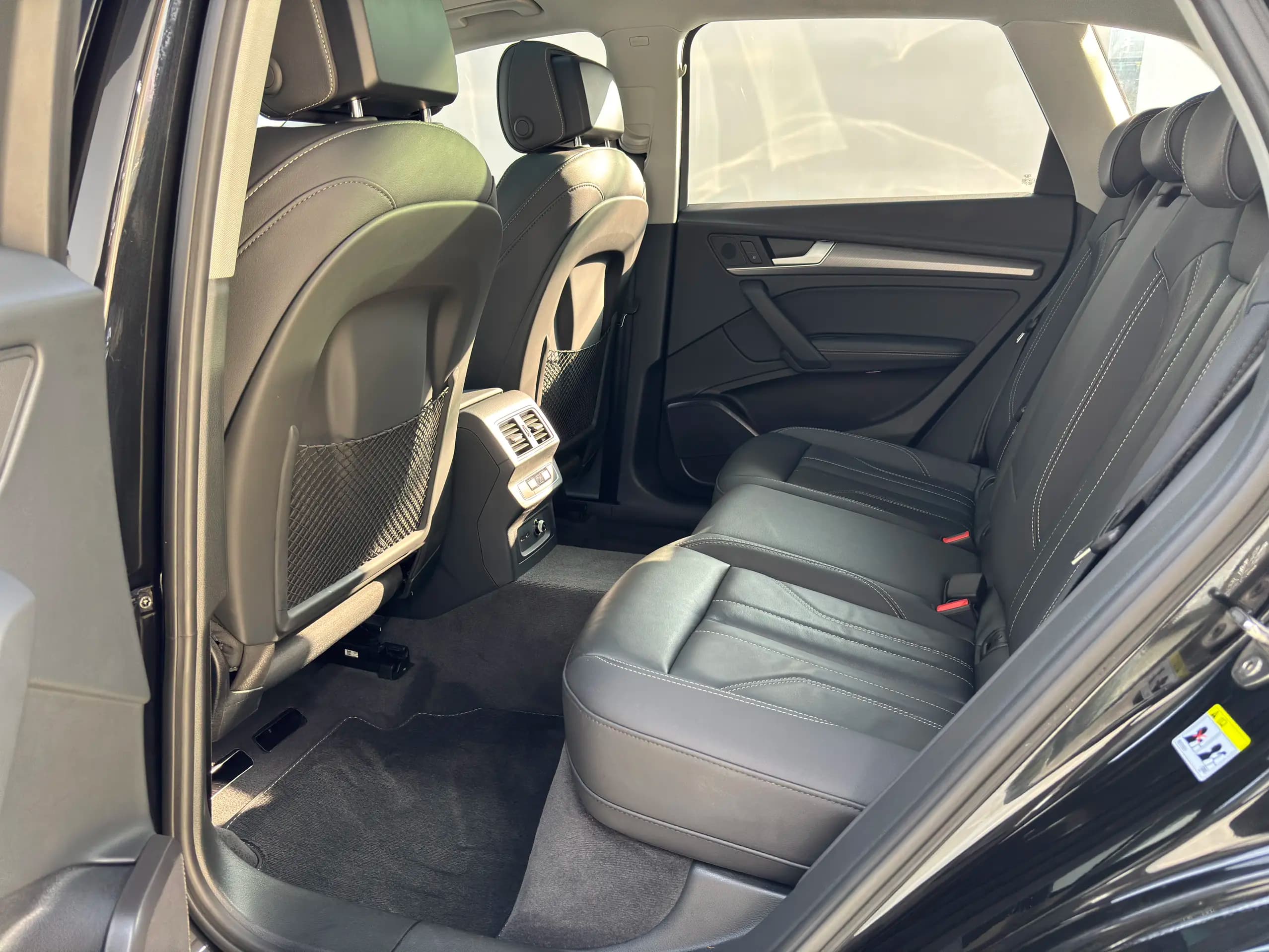 Audi Q5L 2023 г. 50826 км. — фото 15