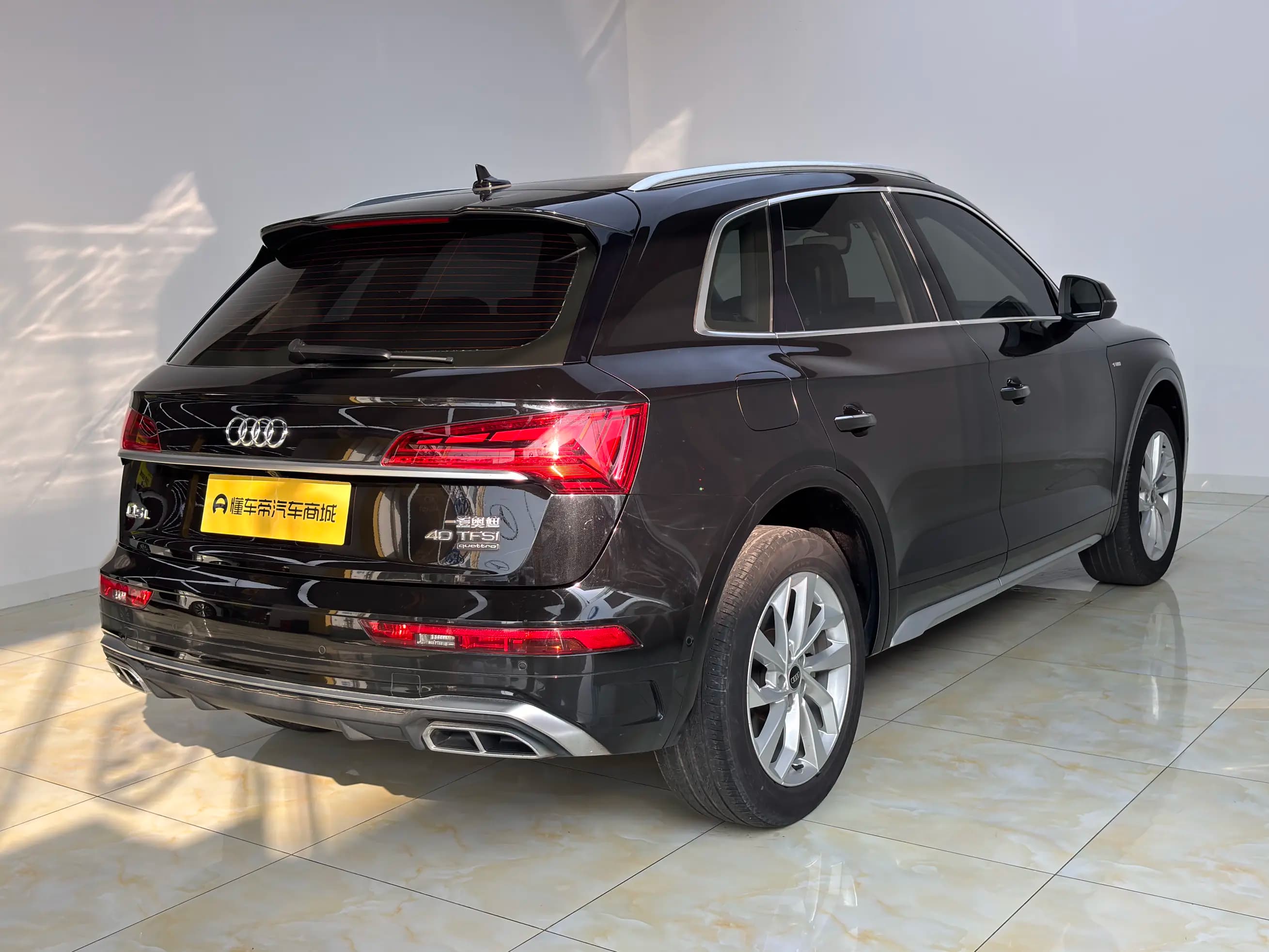 Audi Q5L 2023 г. 50826 км. — фото 4