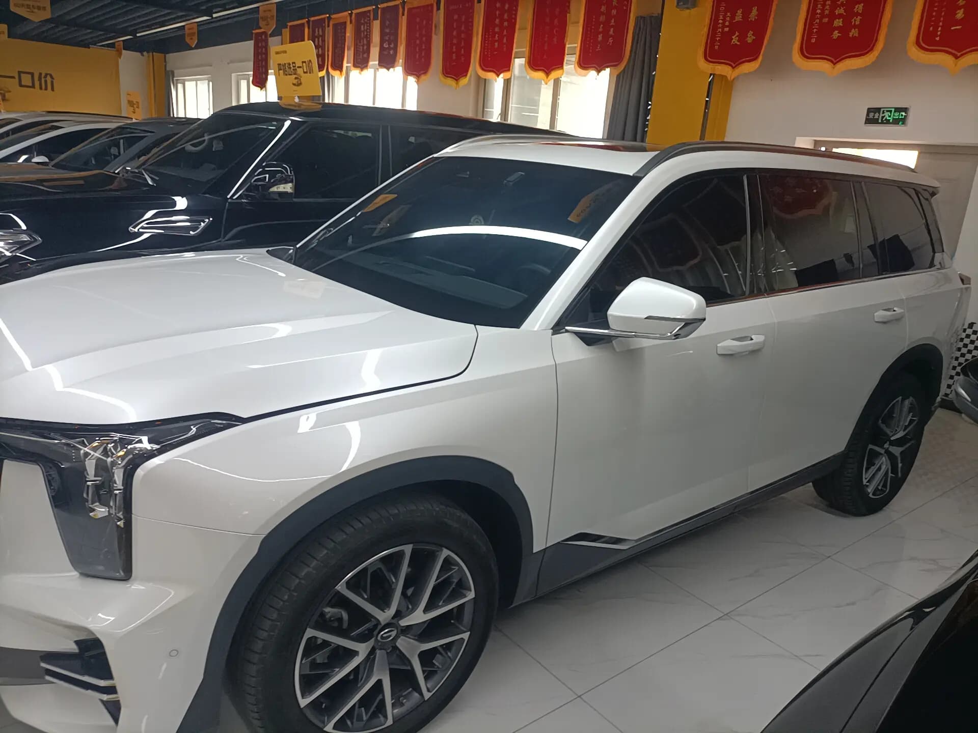 GAC Trumpchi GS8 2022 г. 35006 км. — фото 2