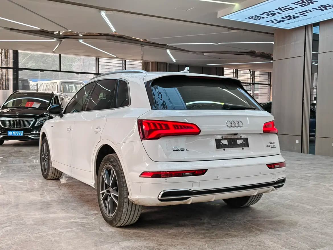 Audi Q5L 2021 г. 109034 км. — фото 5