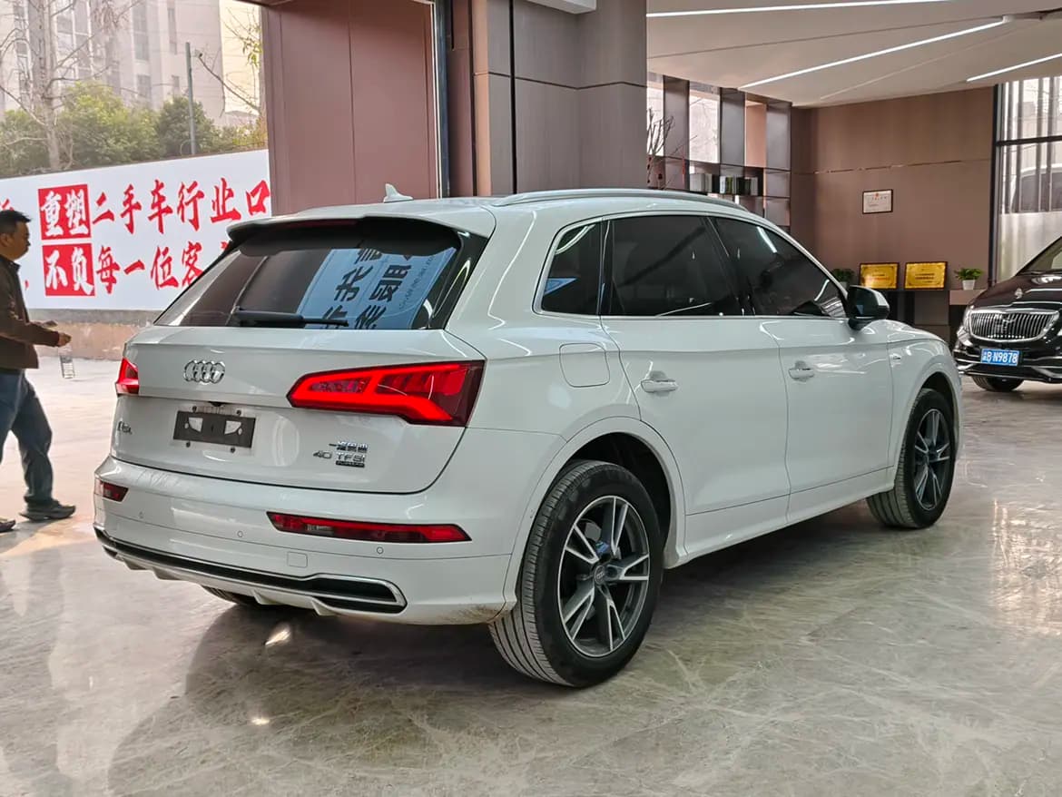 Audi Q5L 2021 г. 109034 км. — фото 7