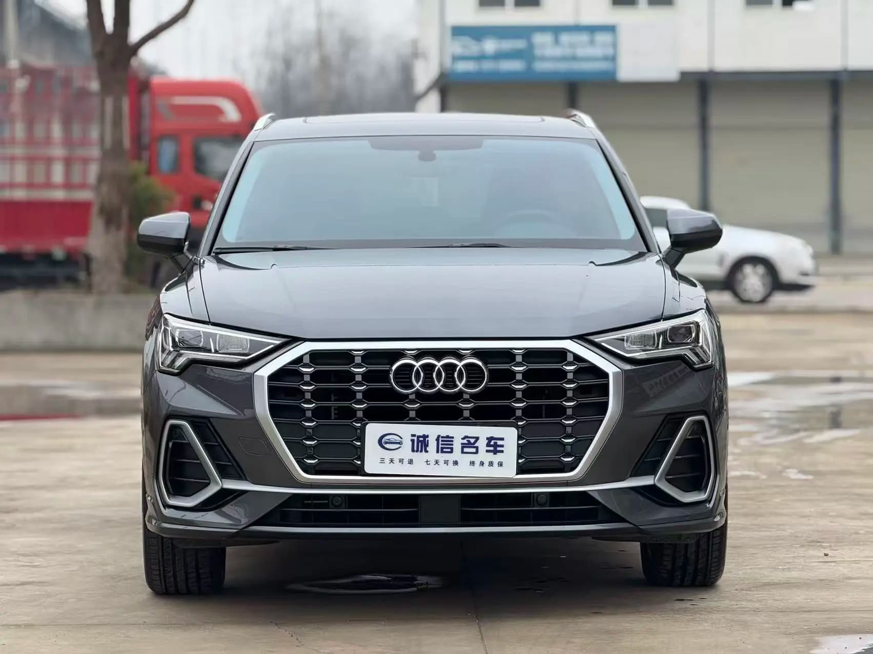 Audi Q3 2022 г. 42000 км. — фото 2