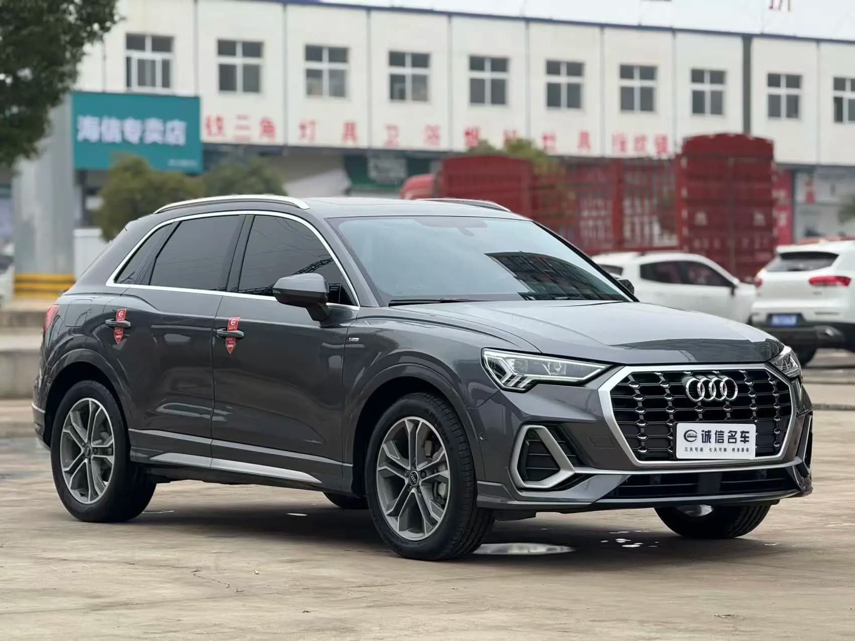 Audi Q3 2022 г. 42000 км. — фото 3