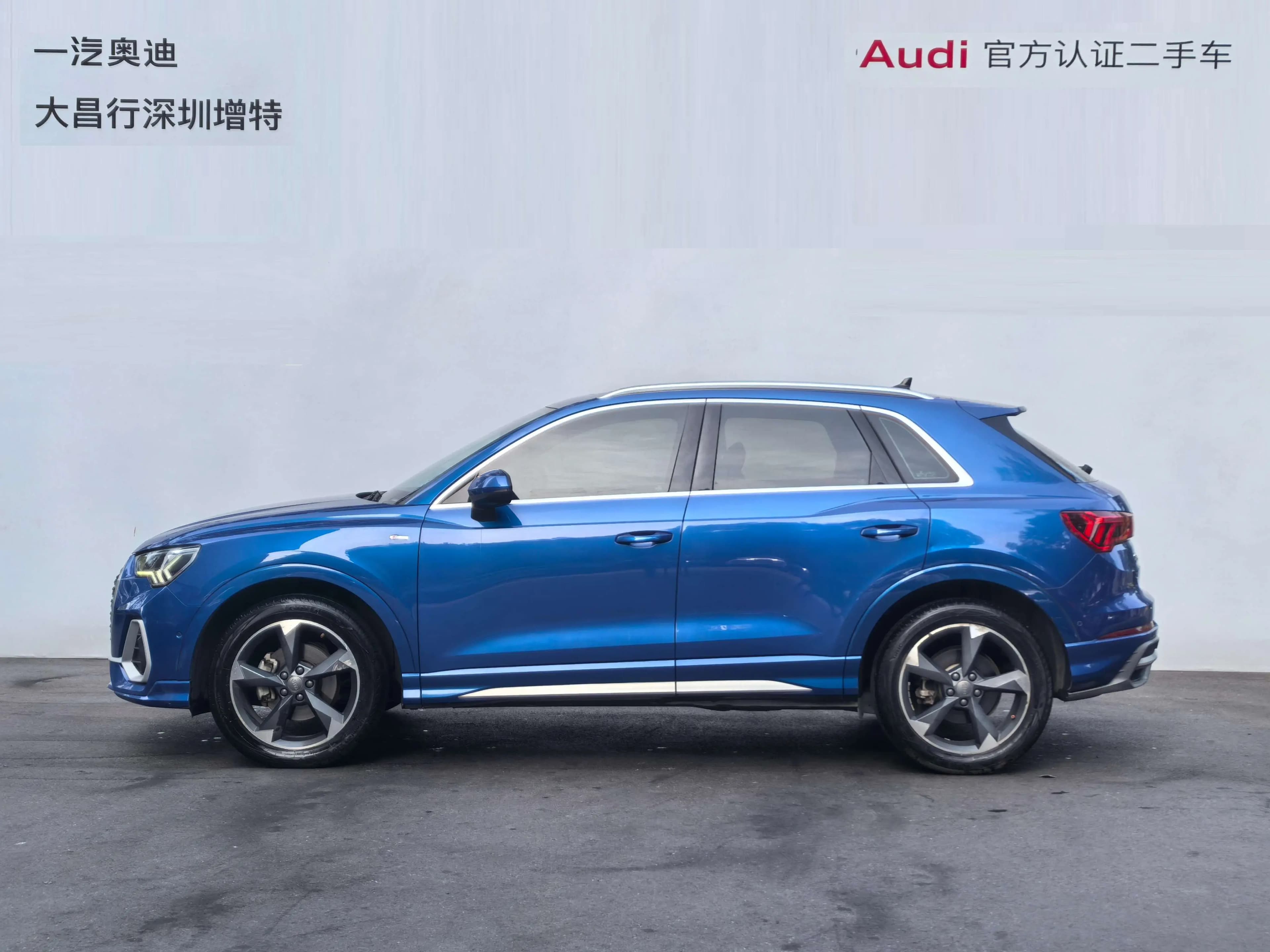 Audi Q3 2021 г. 89900 км. — фото 3