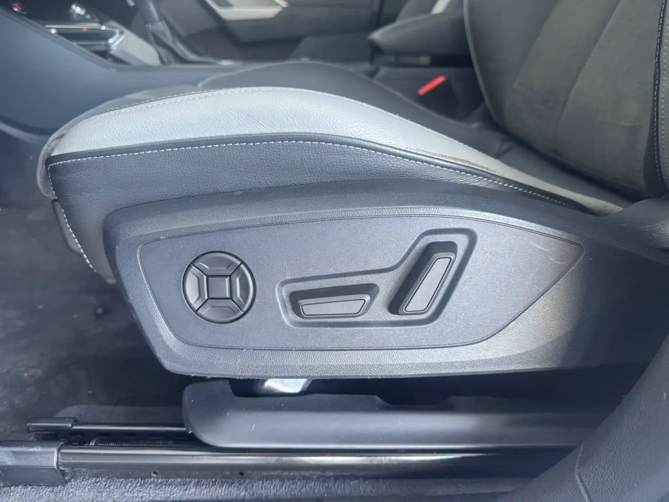 Audi Q3 2022 г. 26000 км. — фото 17