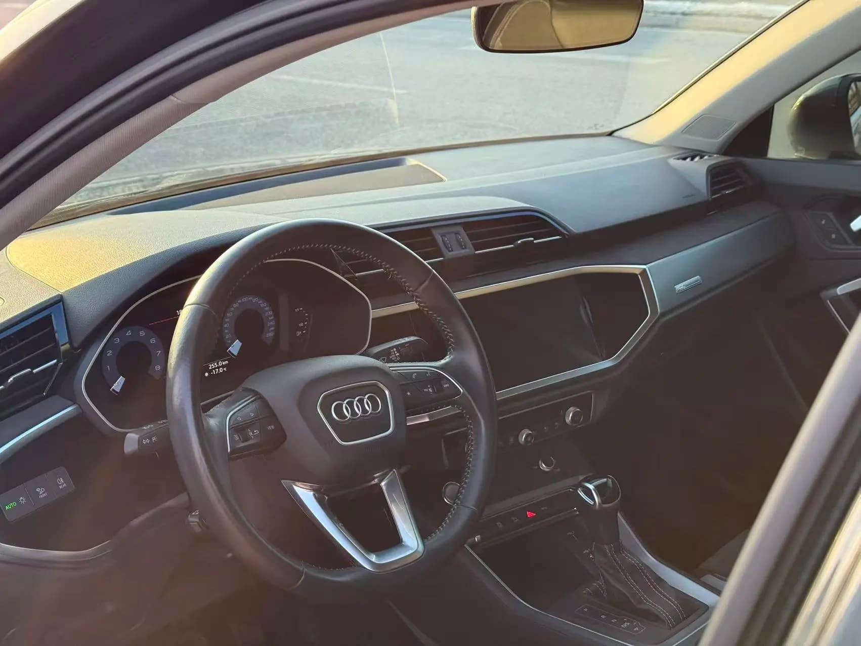 Audi Q3 2022 г. 30128 км. — фото 9