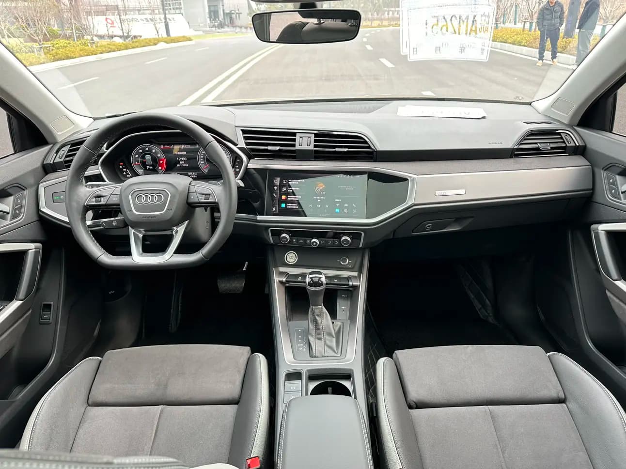 Audi Q3 2022 г. 15002 км. — фото 8