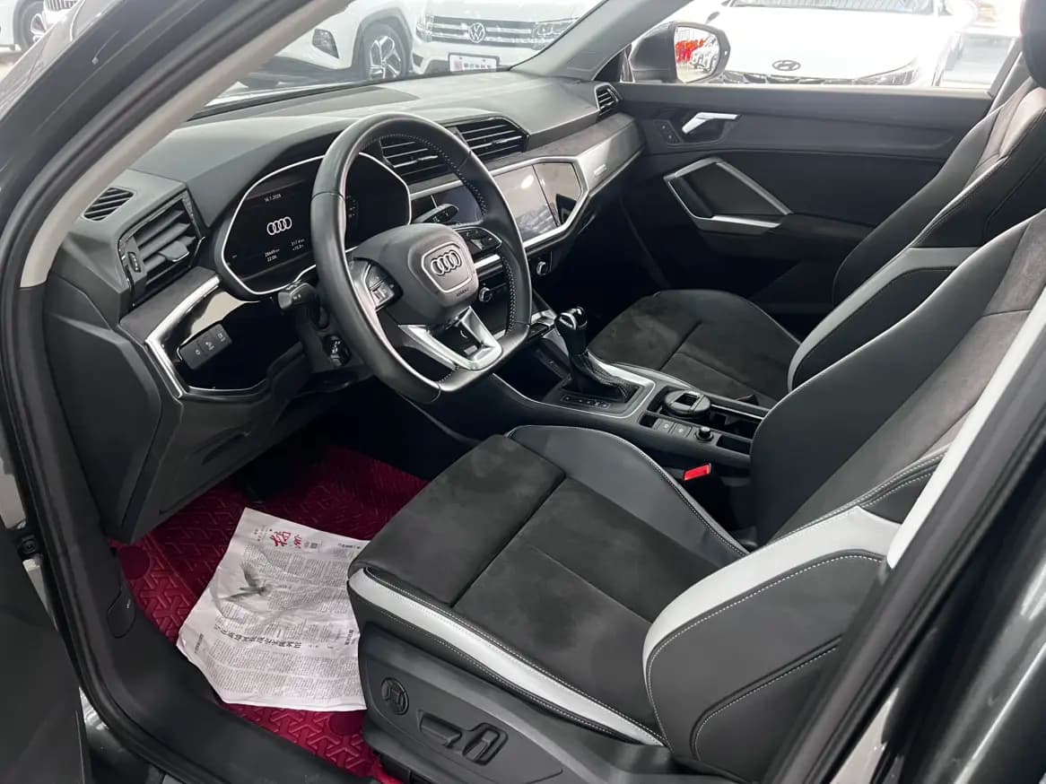 Audi Q3 2022 г. 28119 км. — фото 7