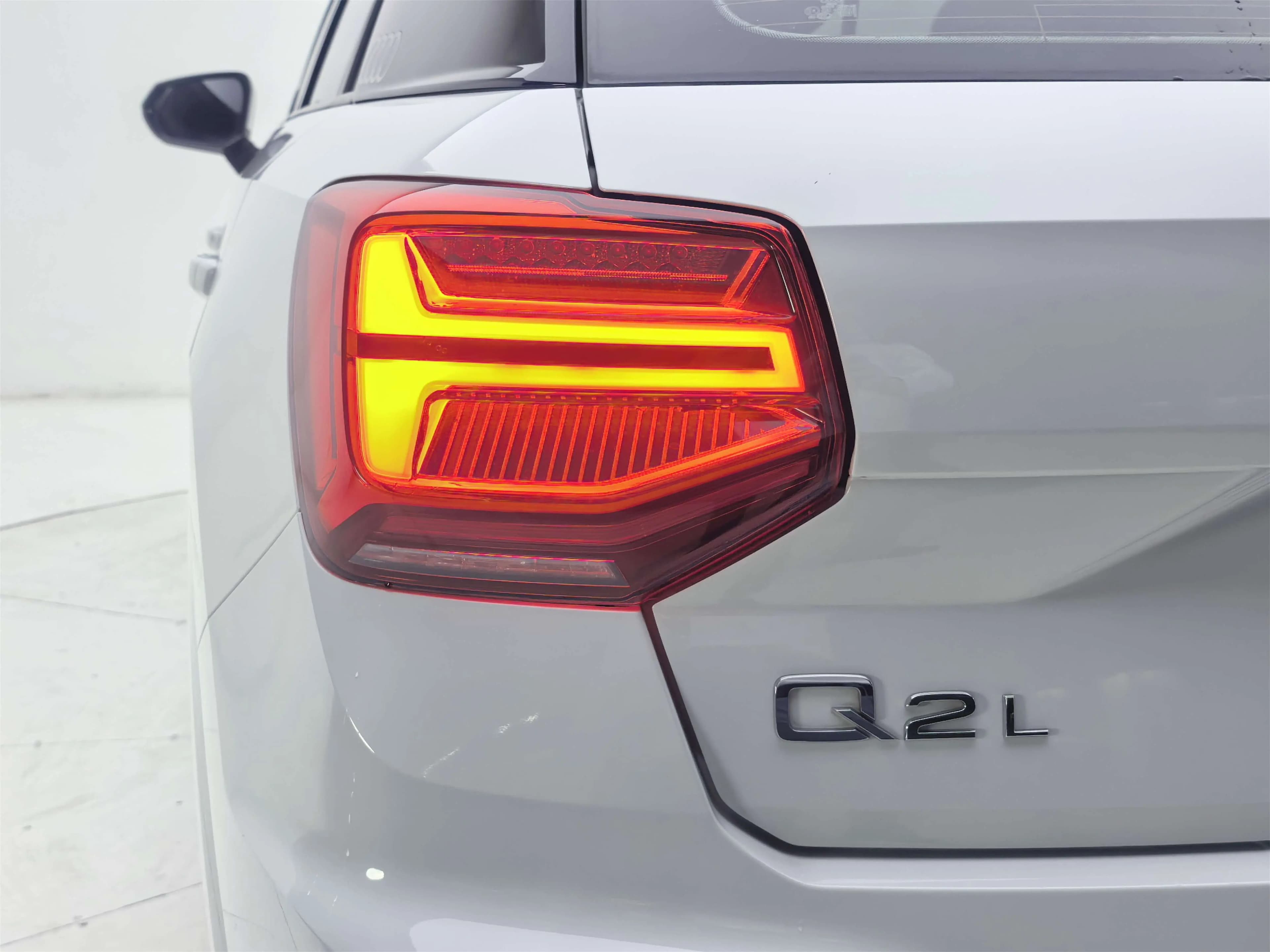 Audi Q2L 2023 г. 13030 км. — фото 11