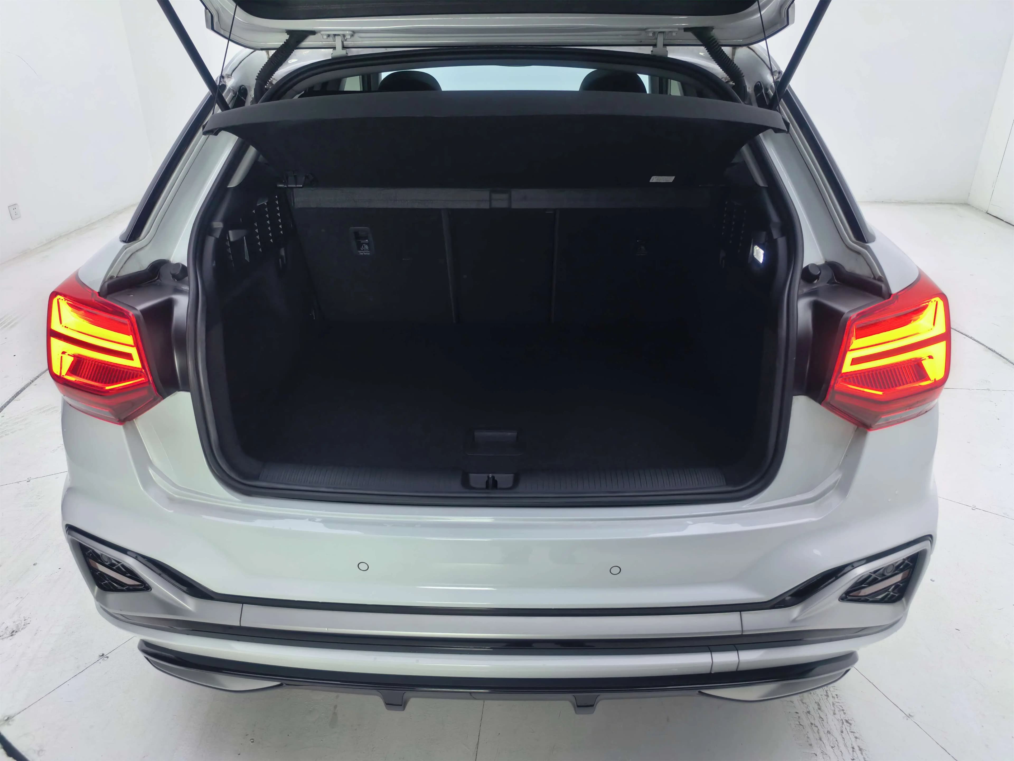 Audi Q2L 2023 г. 13030 км. — фото 26