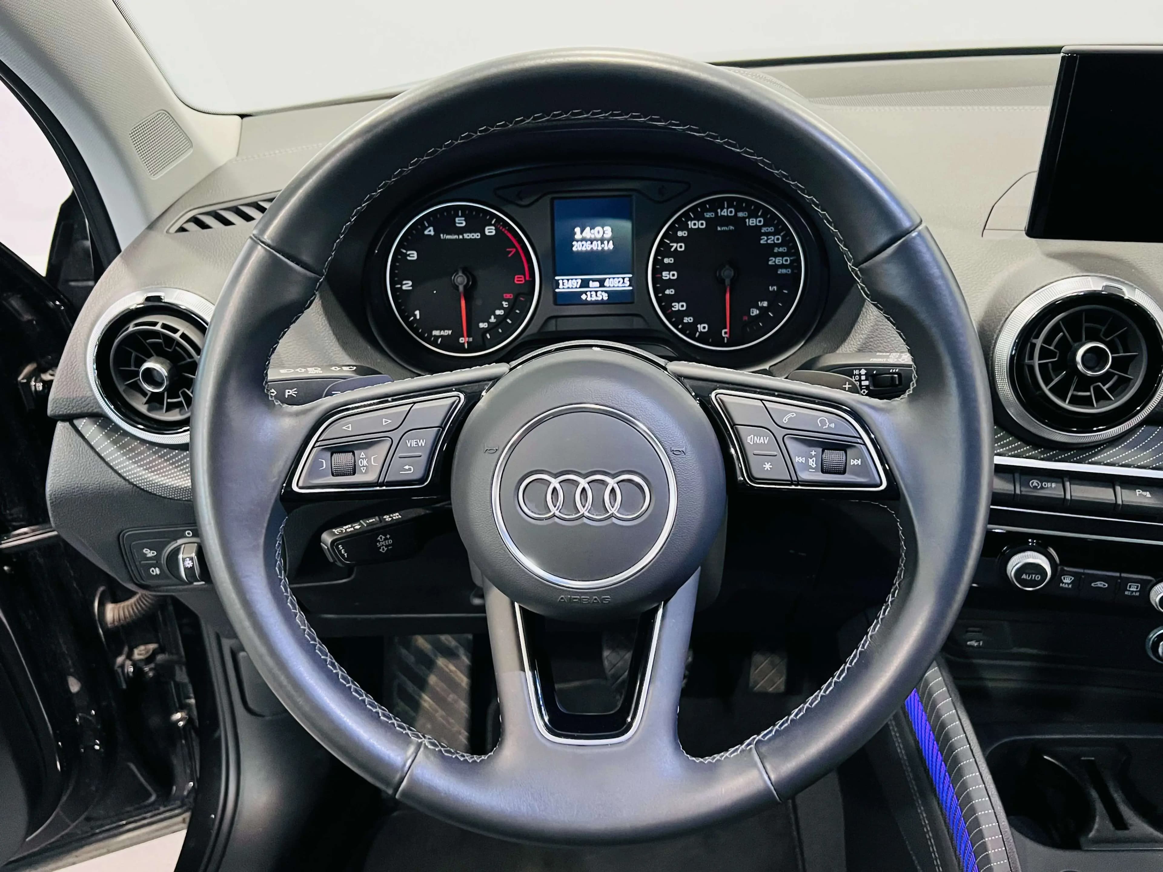 Audi Q2L 2024 г. 13003 км. — фото 10