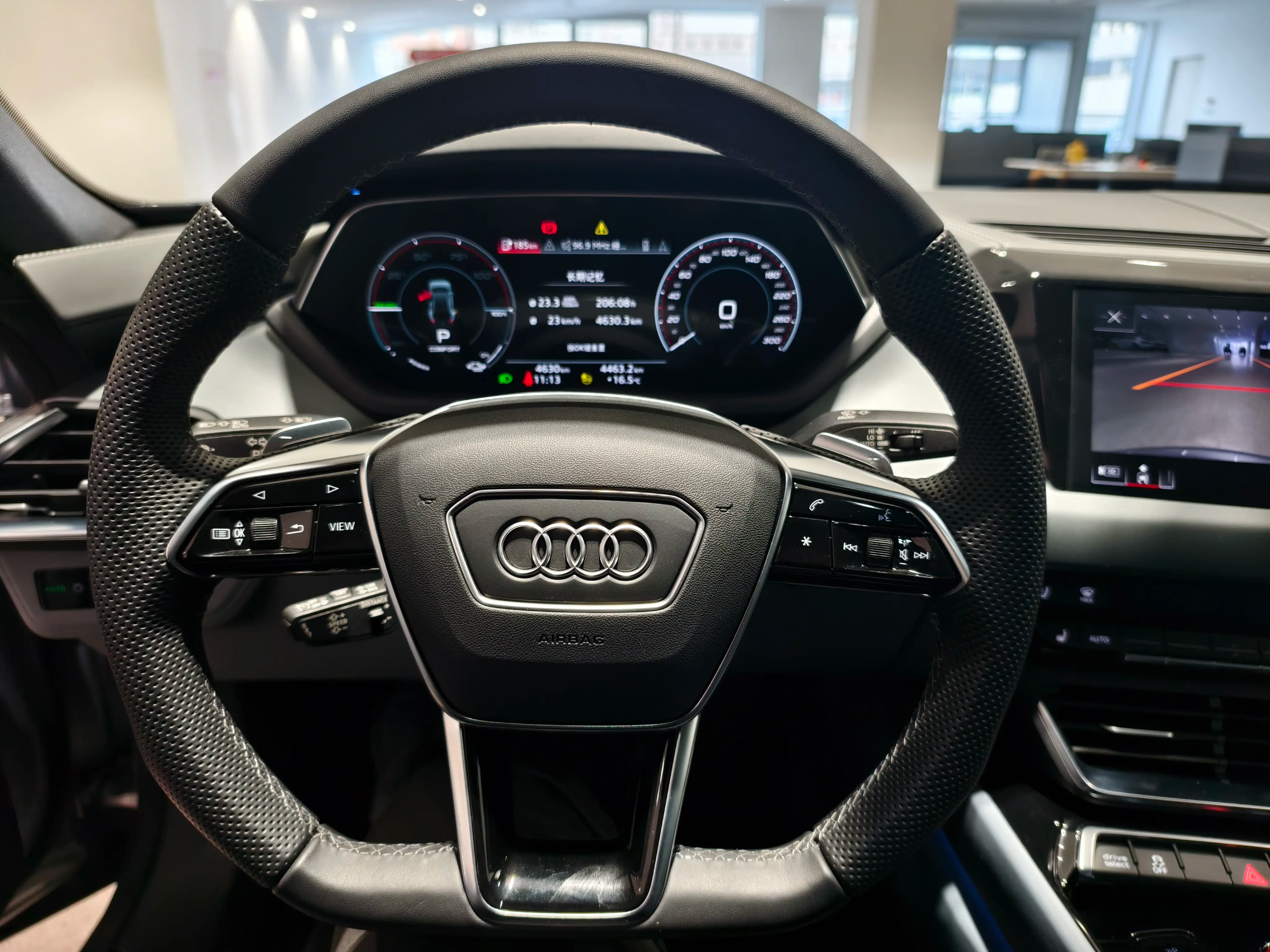 Audi e-tron GT 2024 г. 4628 км. — фото 9