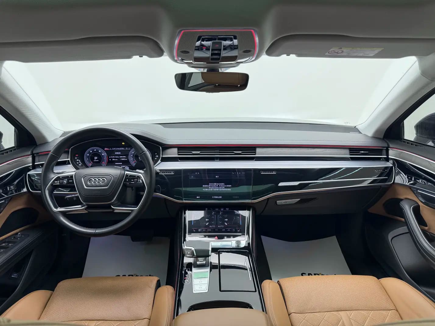 Audi A8 2024 г. 42024 км. — фото 12