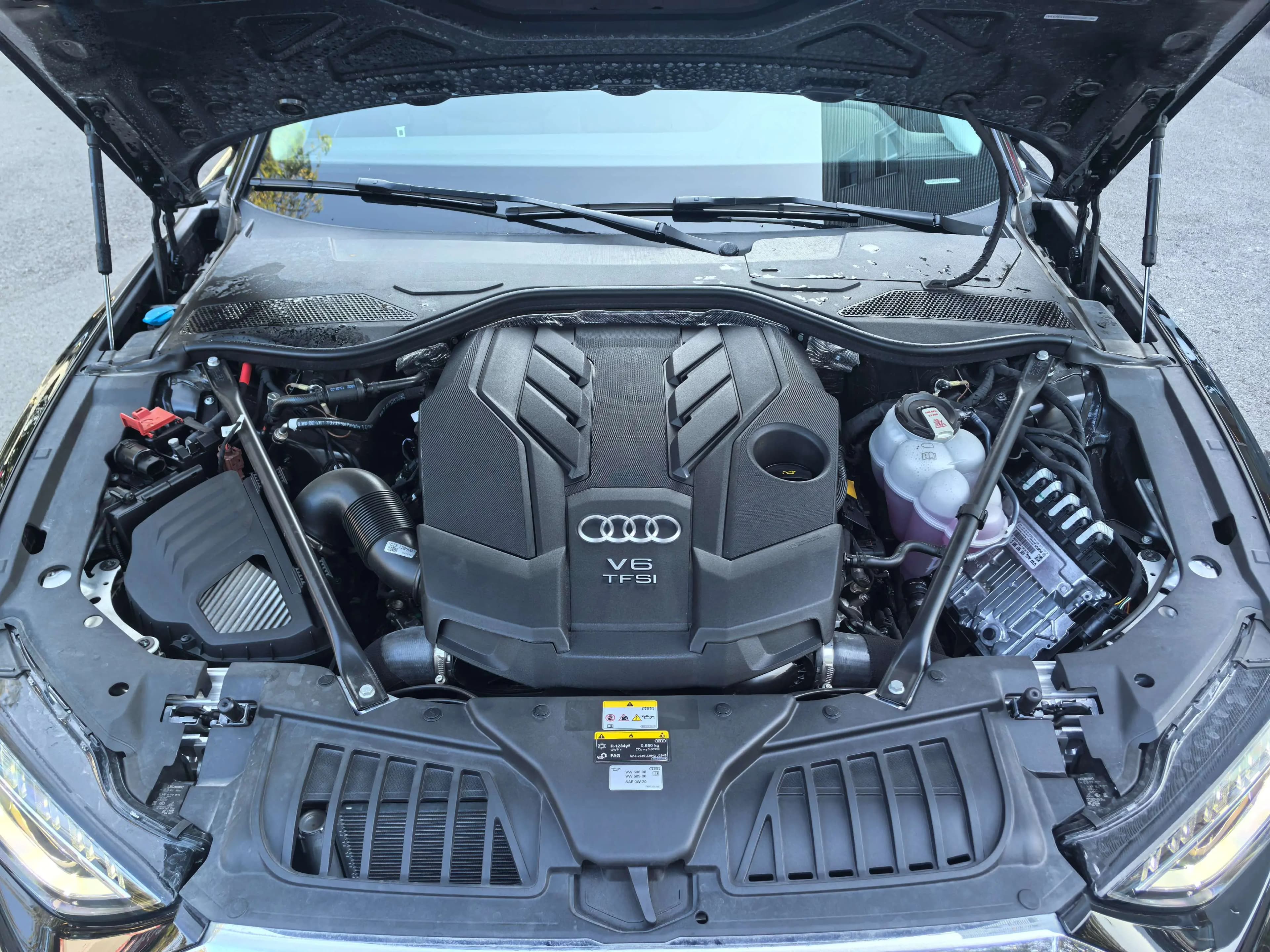 Audi A8 2024 г. 2220 км. — фото 7