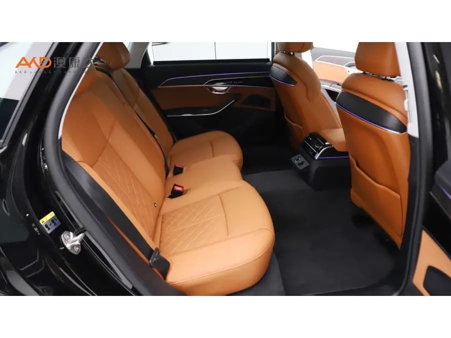 Audi A8 2024 г. 34330 км. — фото 6