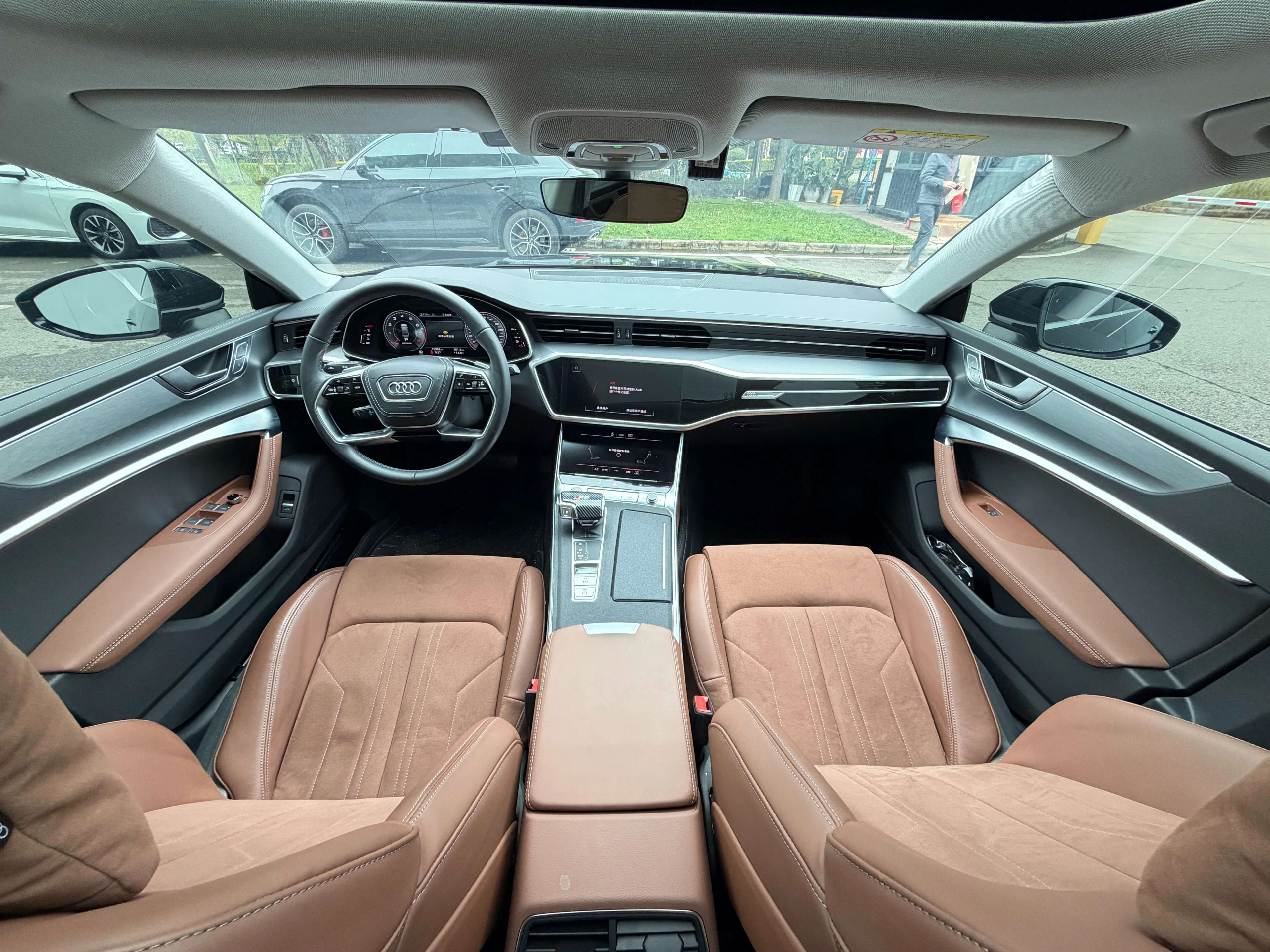 Audi A7L 2024 г. 15079 км. — фото 19