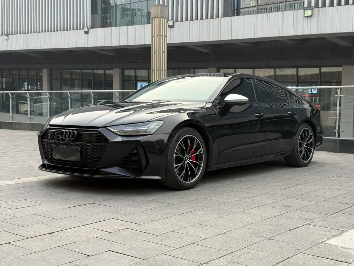 Audi A7 2021 г. 67091 км.