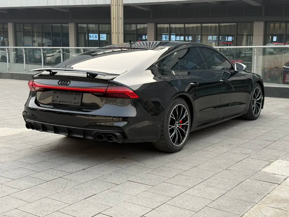 Audi A7 2021 г. 67091 км. — фото 5