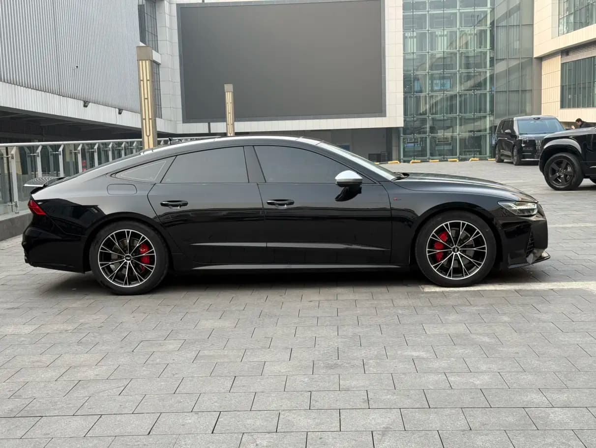 Audi A7 2021 г. 67091 км. — фото 6