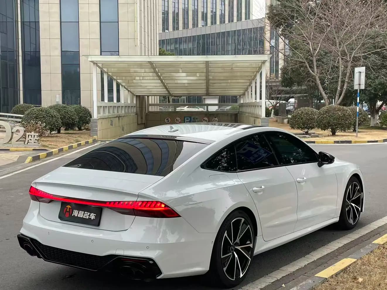 Audi A7 2021 г. 54079 км. — фото 3