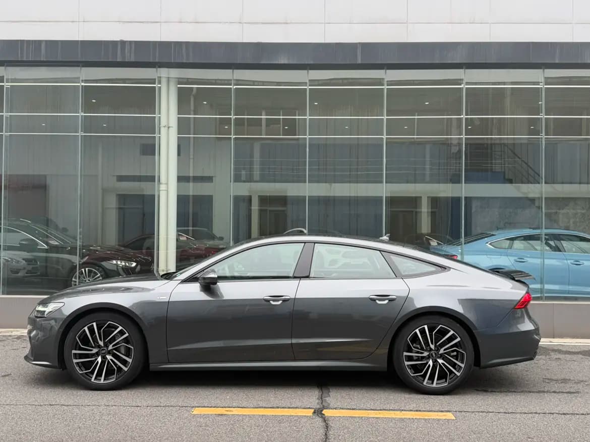 Audi A7 2024 г. 2084 км. — фото 3