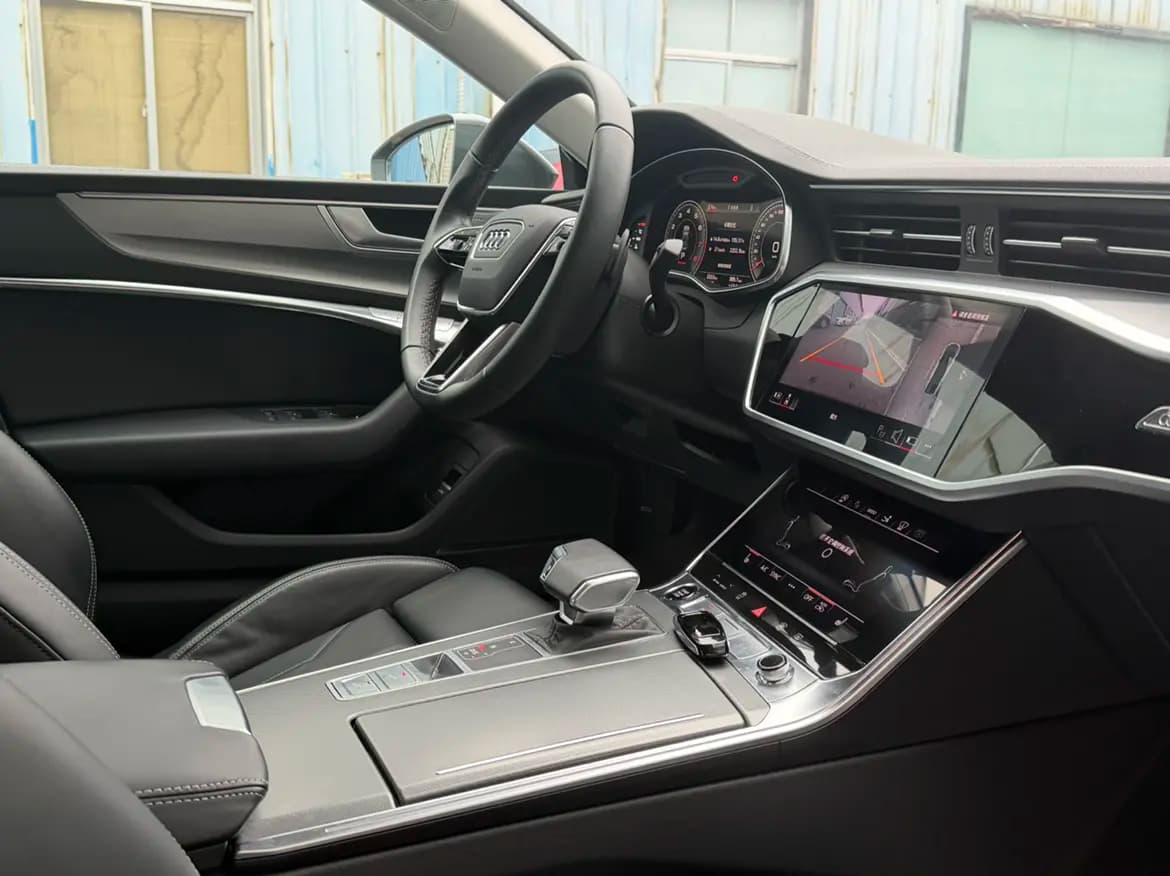Audi A7 2024 г. 2084 км. — фото 9