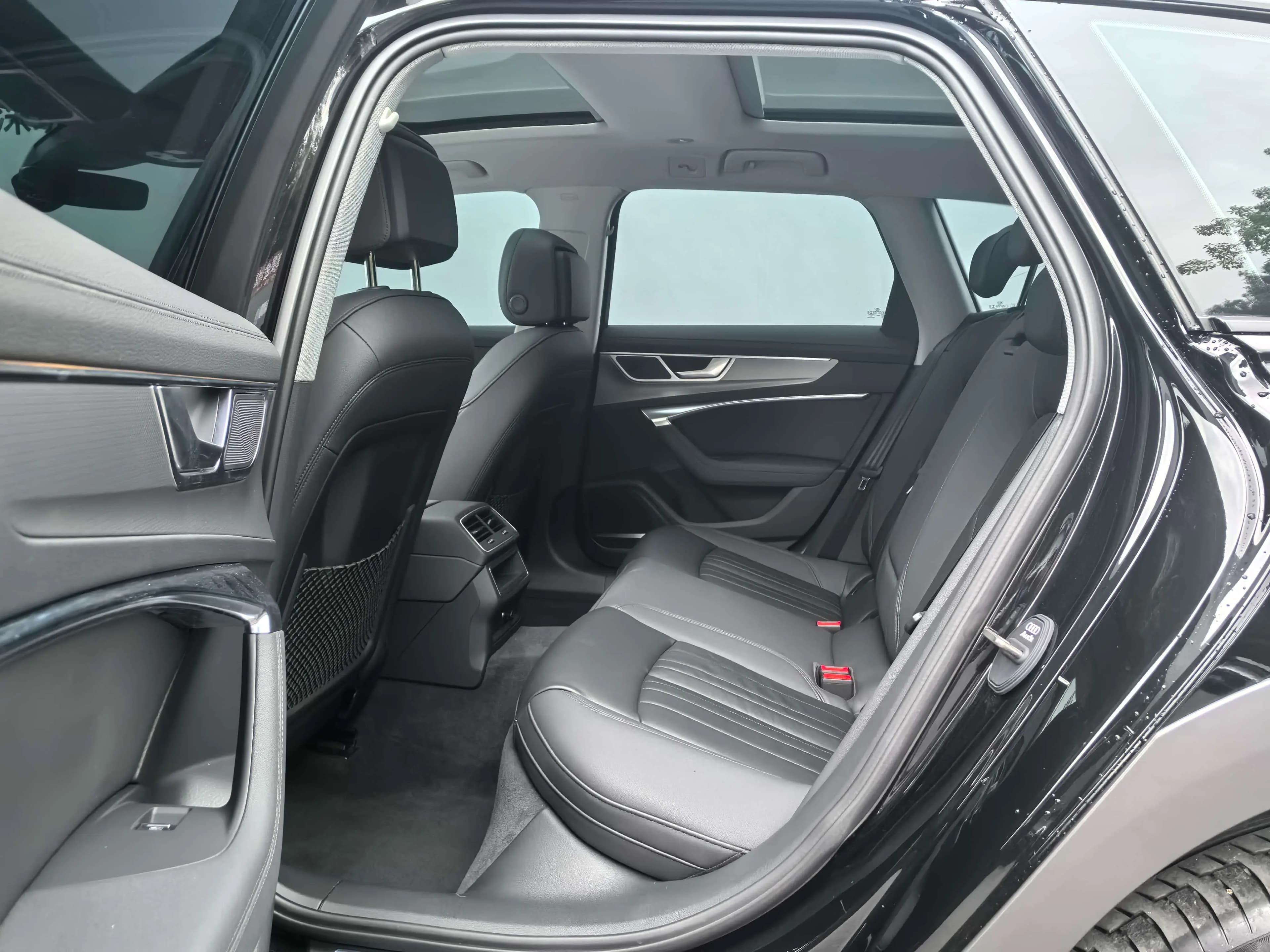 Audi A6 2023 г. 44053 км. — фото 13