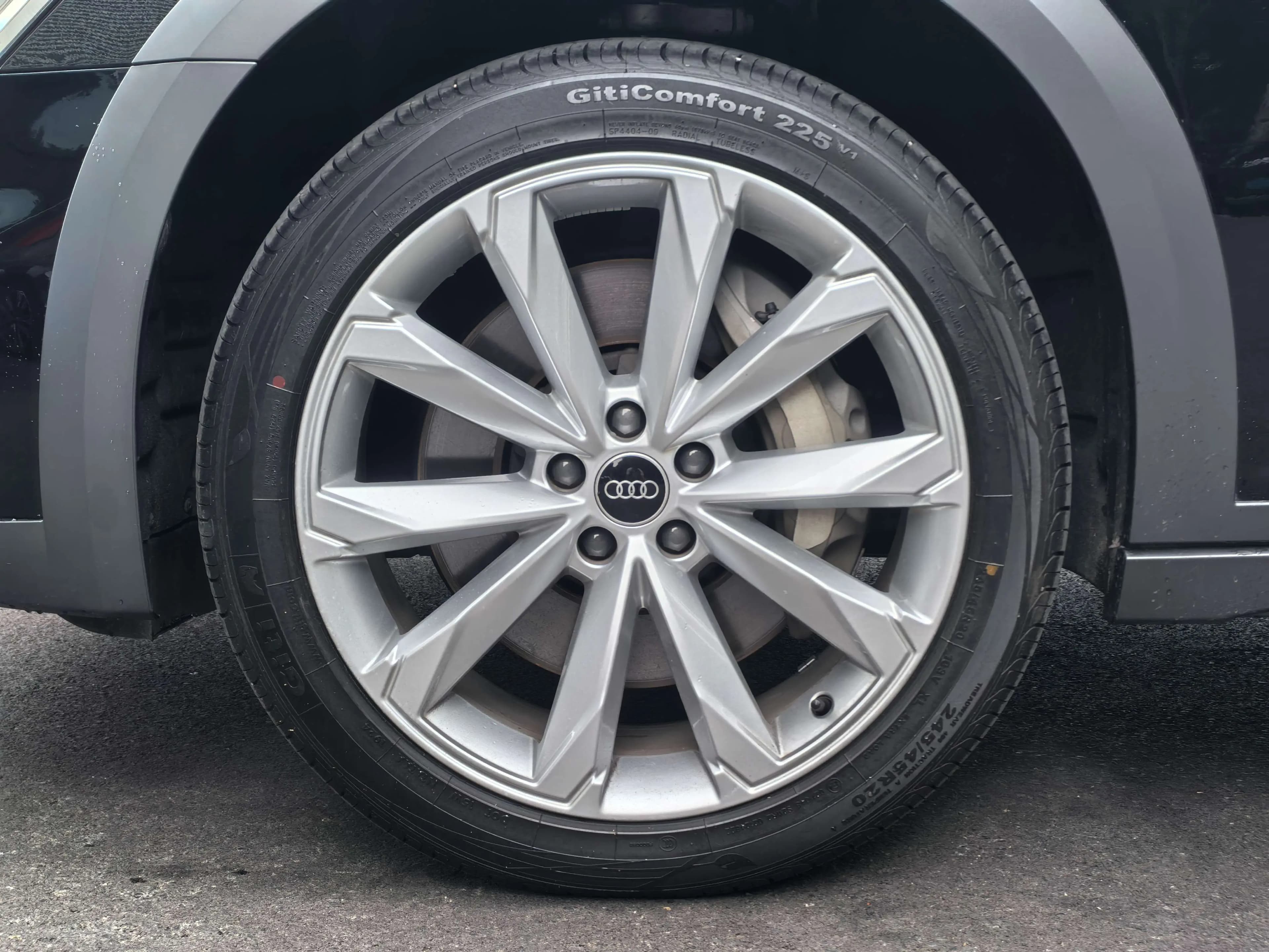 Audi A6 2023 г. 44053 км. — фото 9
