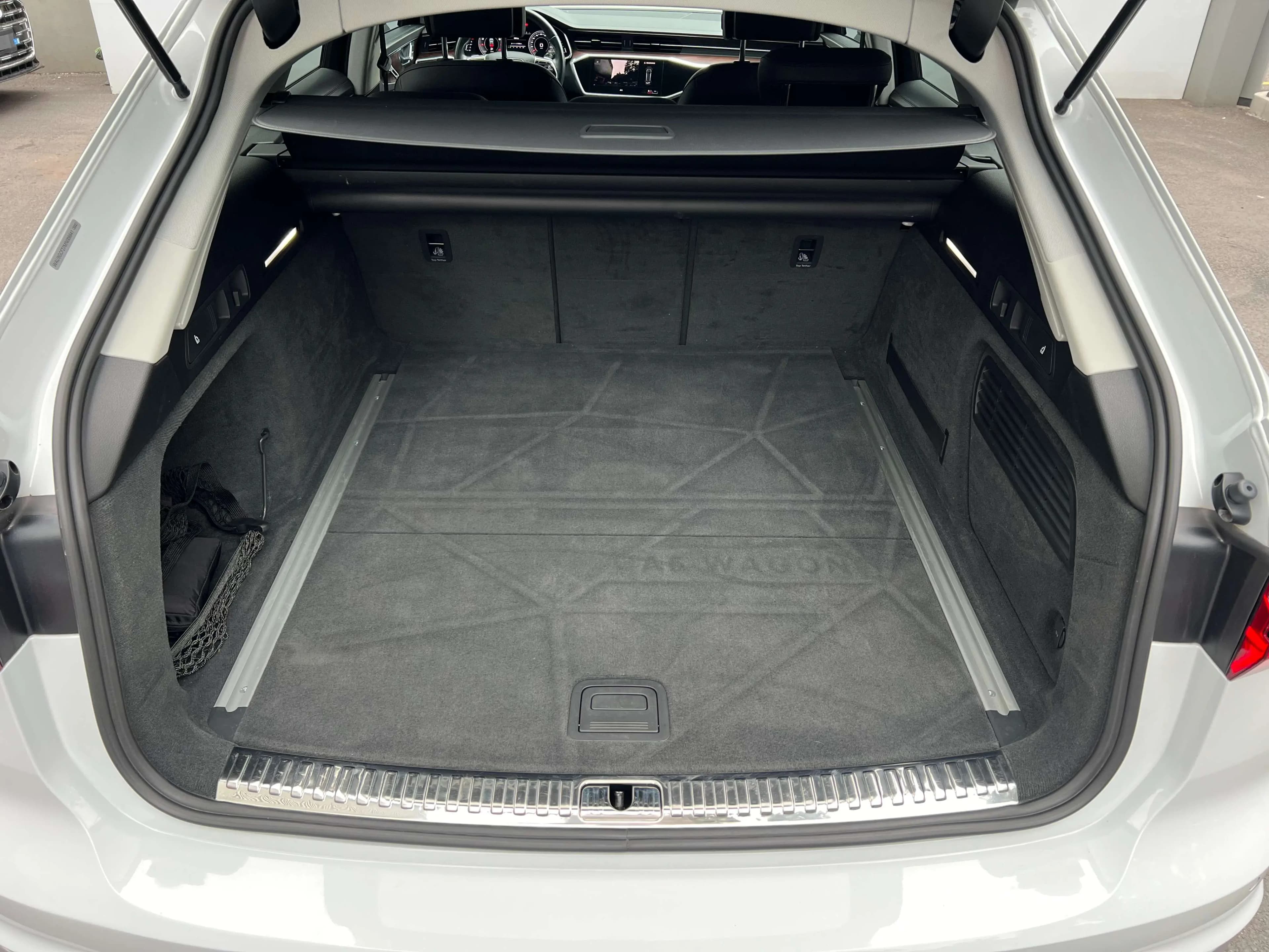 Audi A6 2021 г. 49841 км. — фото 14