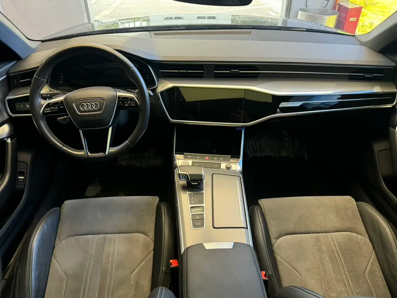 Audi A6L 2021 г. 38431 км. — фото 11