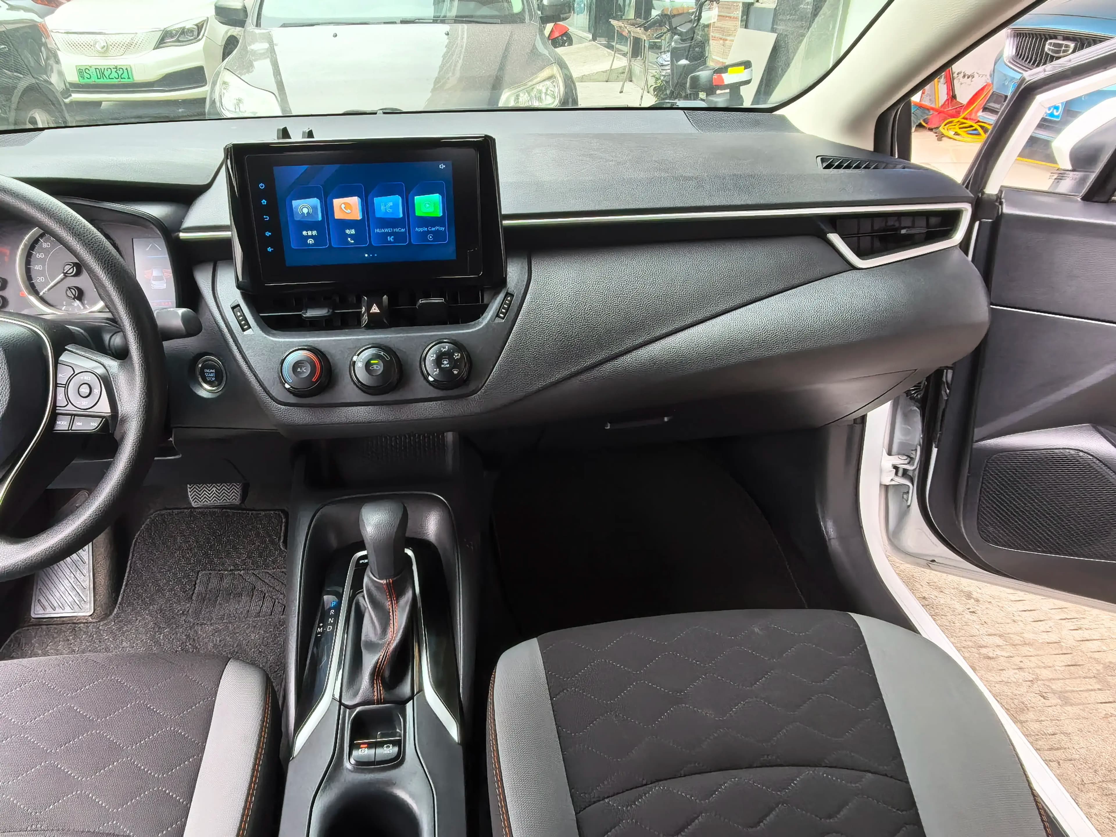 Toyota Corolla 2022 г. 48535 км. — фото 13